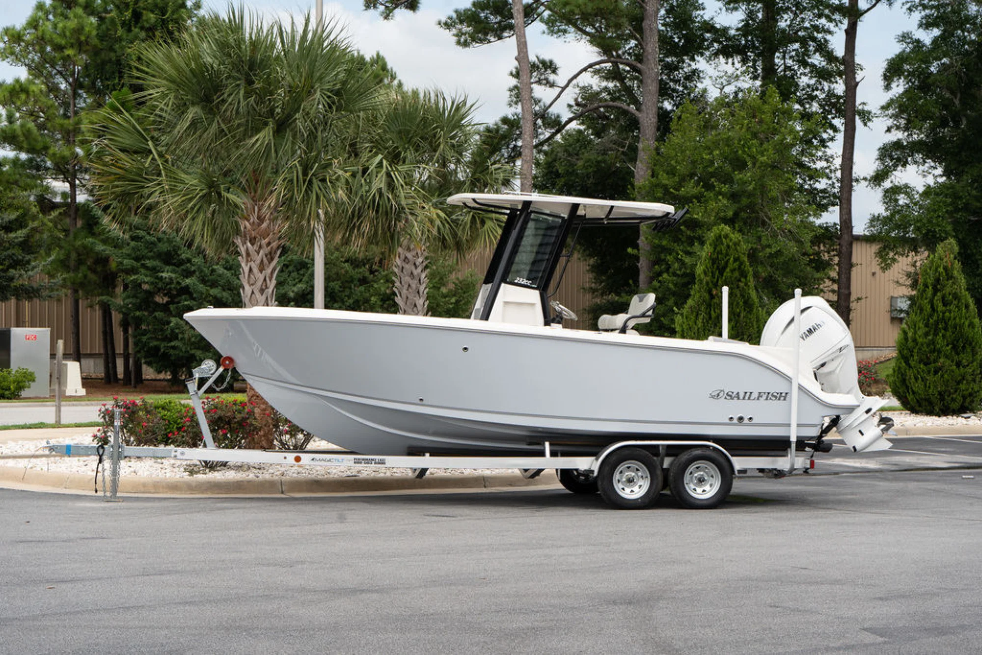 Sailfish® 232CC - Main Image