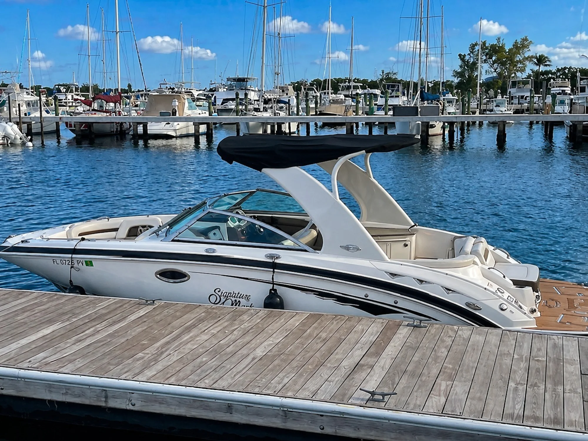 2015 Chaparral 264 Sunesta