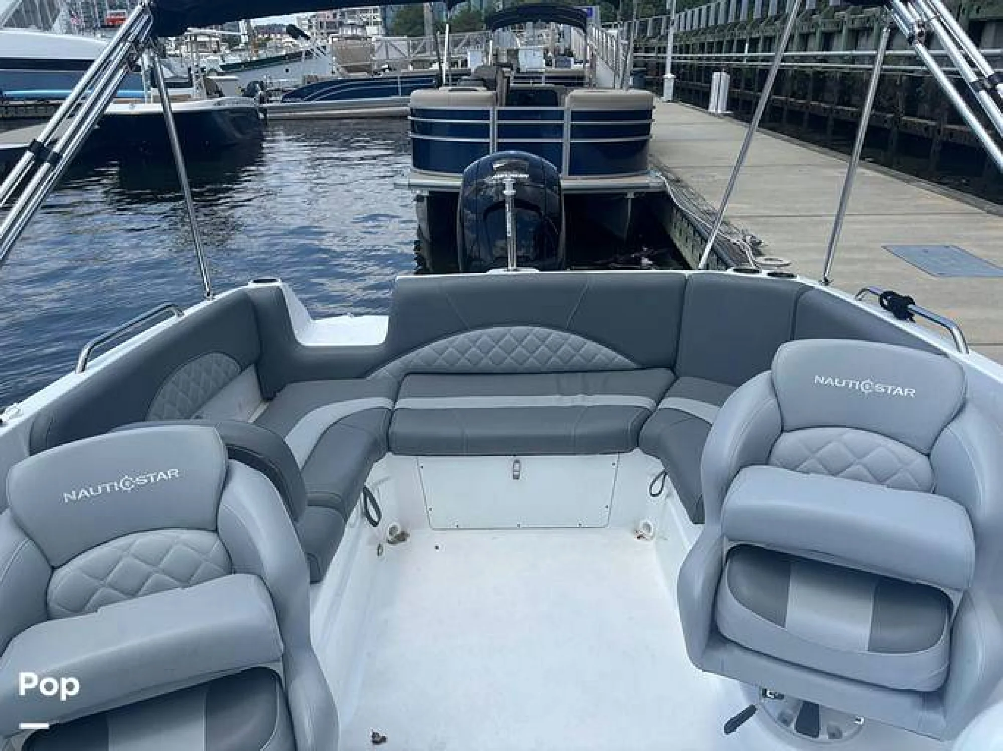 2025 NauticStar 223 DC - Image 3