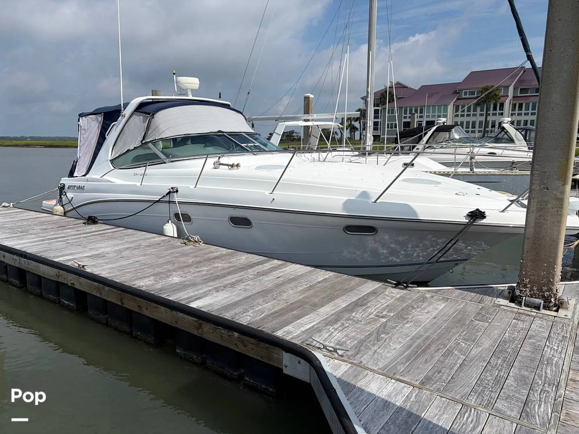 2001 Four Winns 338 Vista - Image 5