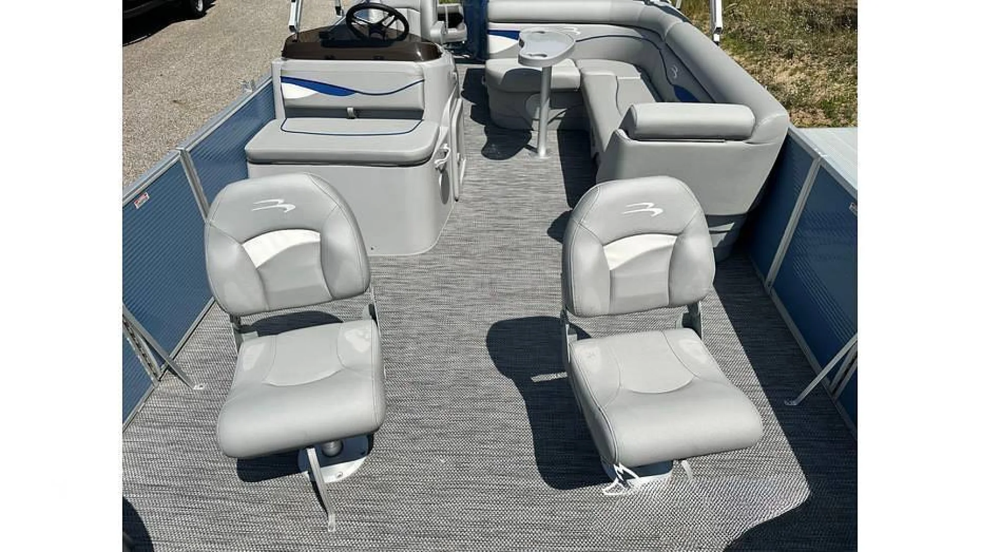 2023 Bennington 22 S Fish - Image 2