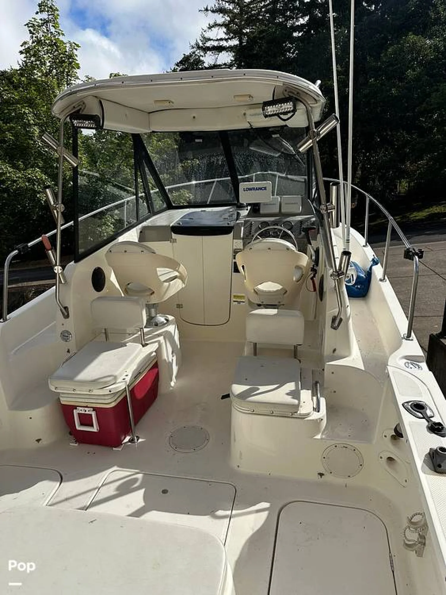 2006 Trophy Pro 2352 WA - Image 3