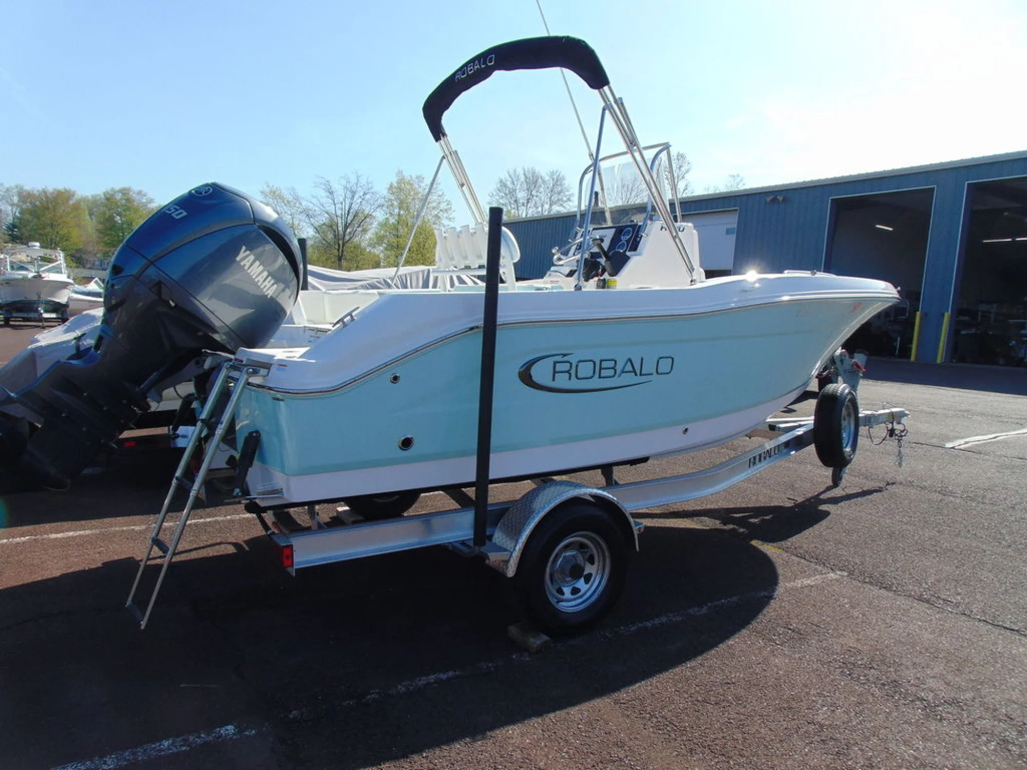 Robalo R180 - Image 3