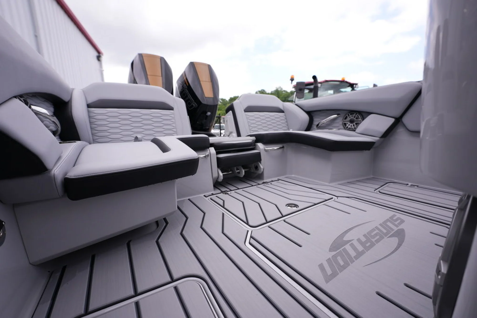 Sunsation Powerboats 32CCX - Image 5