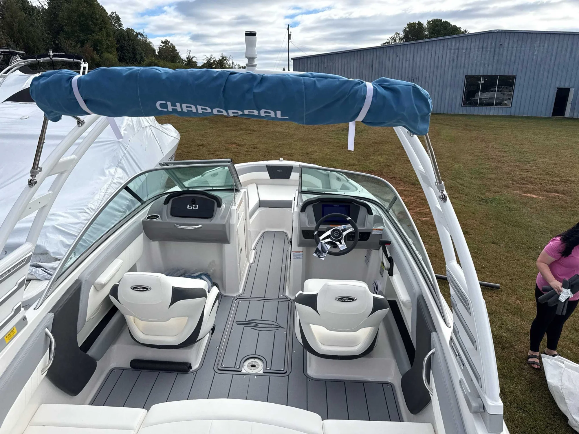 2025 Chaparral 21 Ssi OB - Image 2