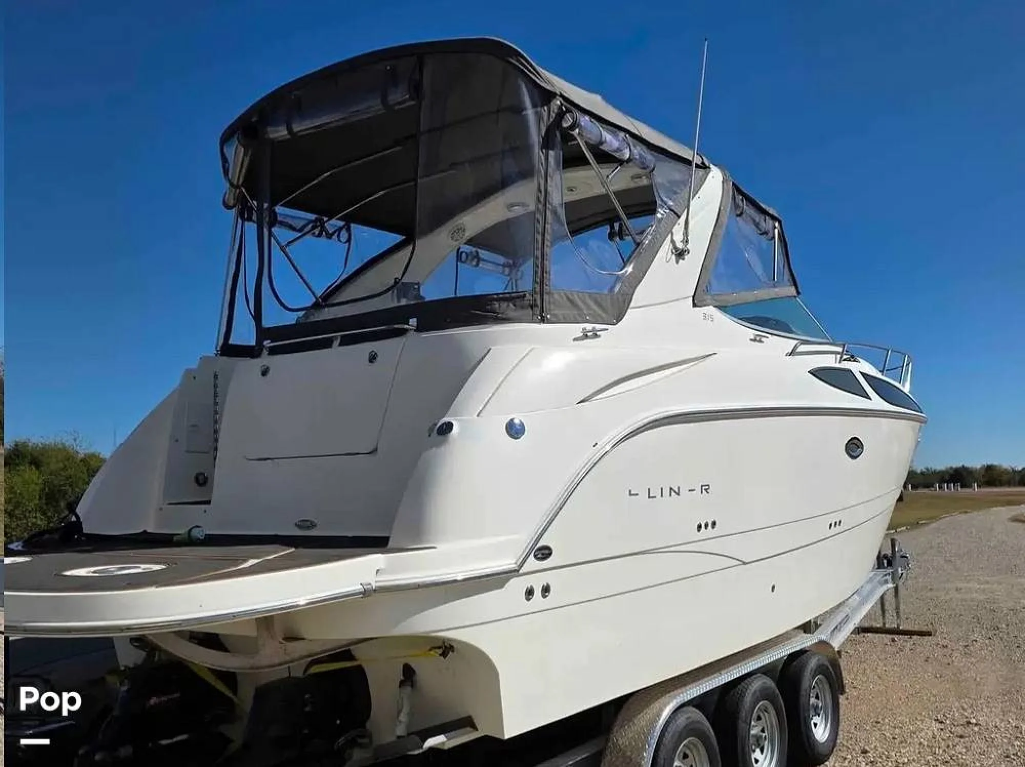 2012 Bayliner 315 Cruiser - Image 2