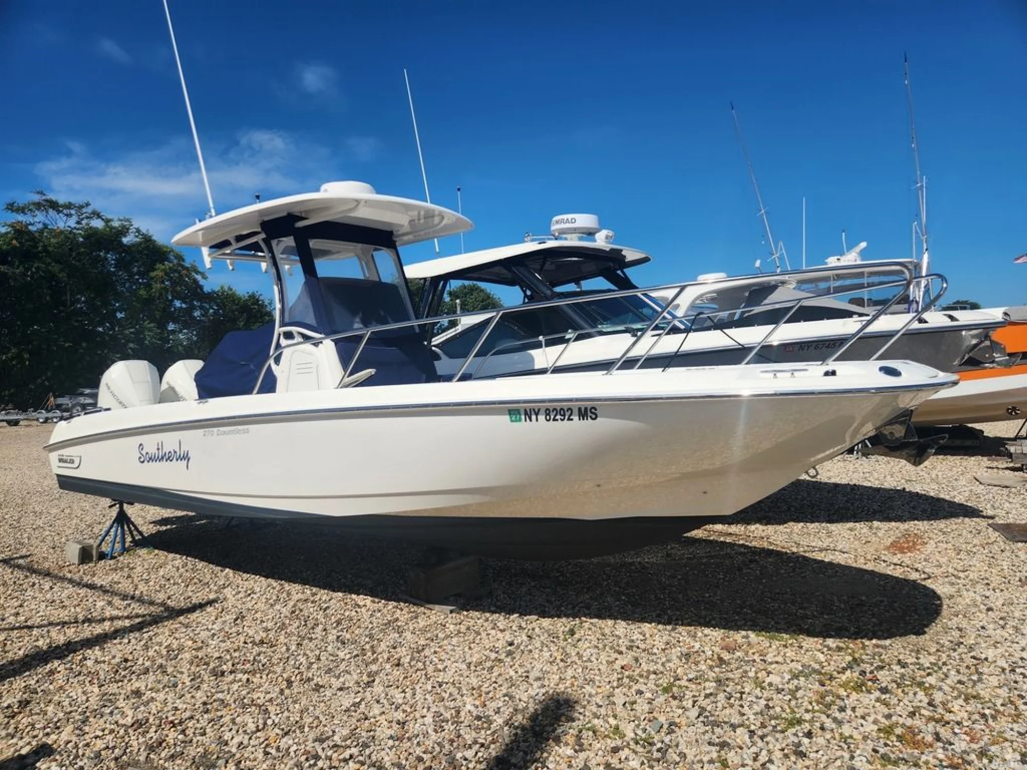 Boston Whaler 270 Dauntless - Image 2