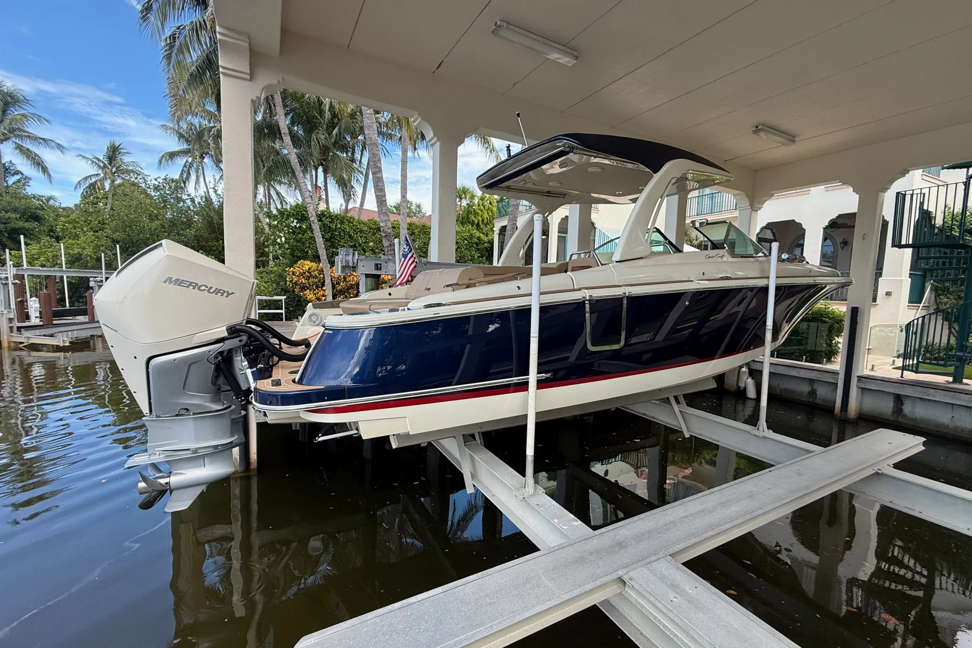 2021 Chris-Craft Launch 31 GT - Image 3