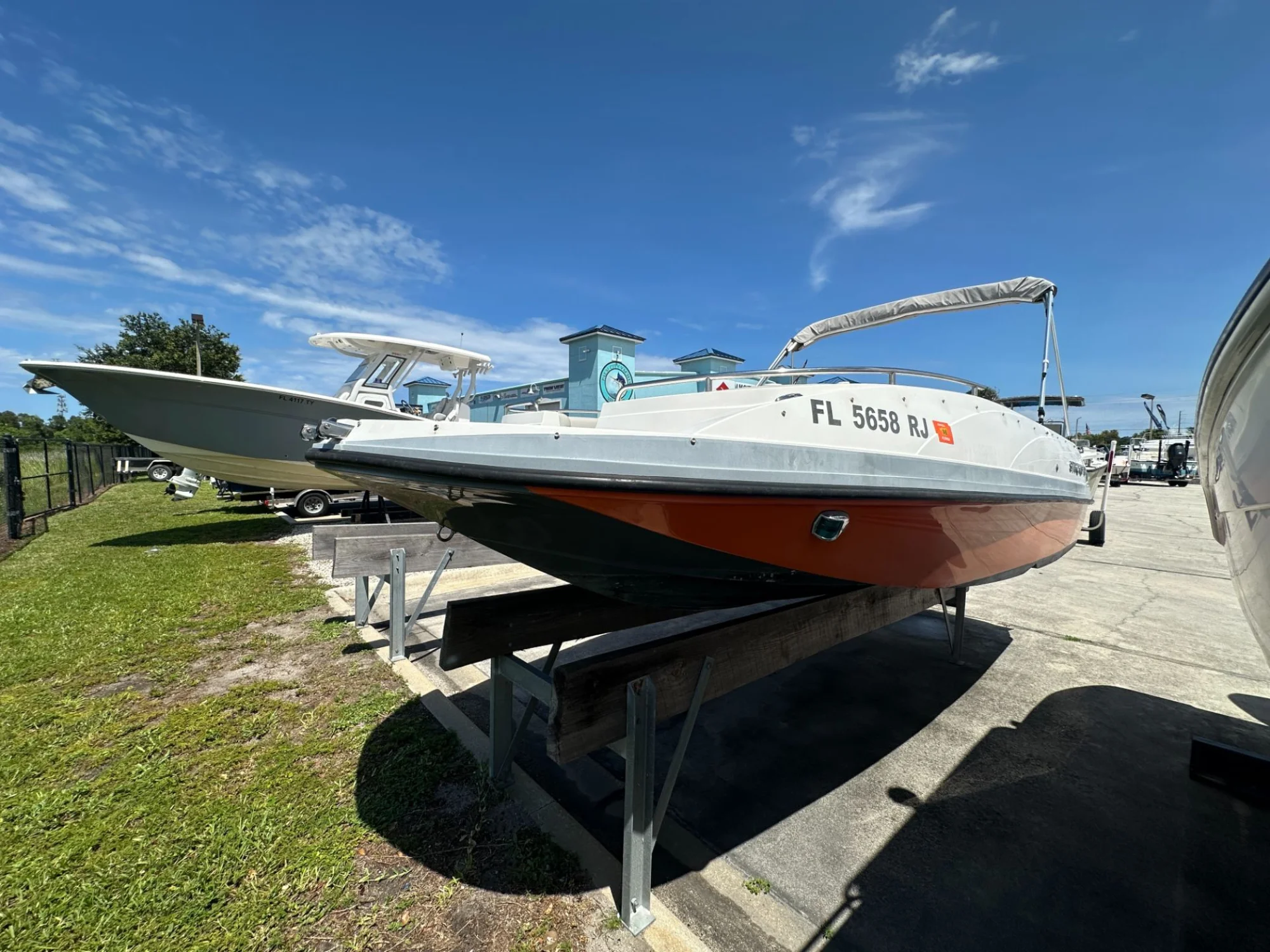 2017 Starcraft MDX 191 OB - Image 2