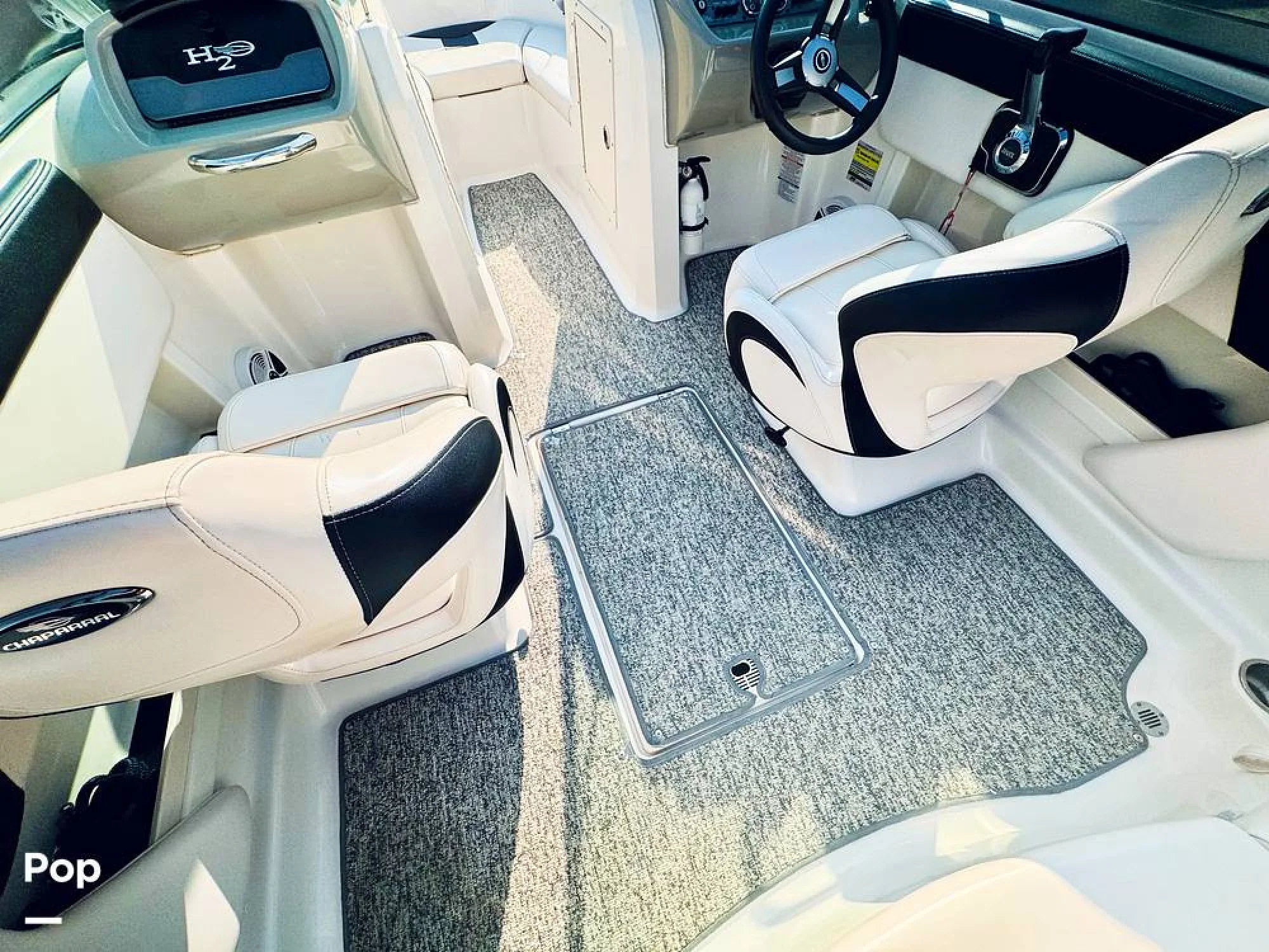 2018 Chaparral H2O 19 Sport - Image 3