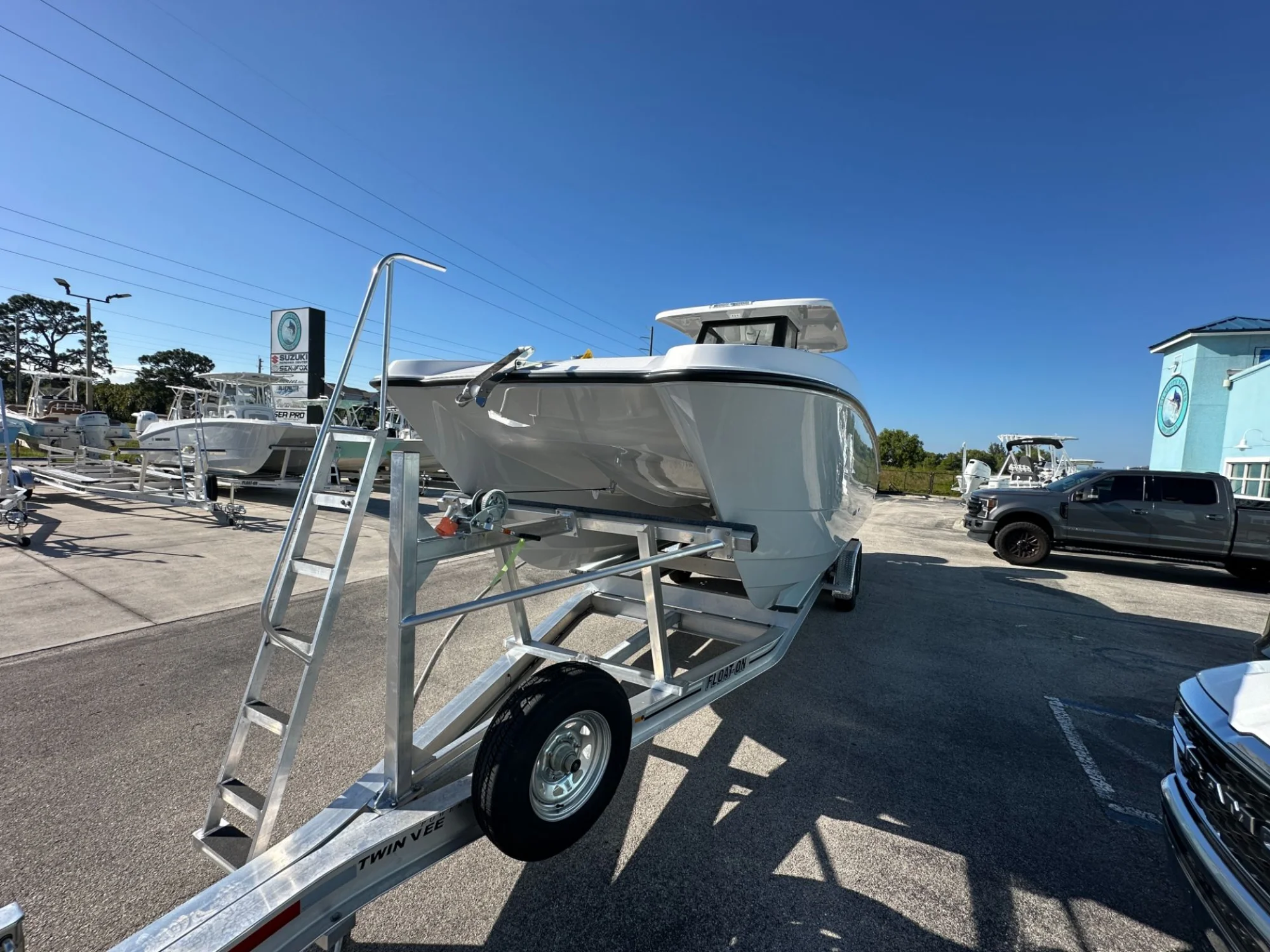 2026 Twin Vee 280 GFX2 - Image 2