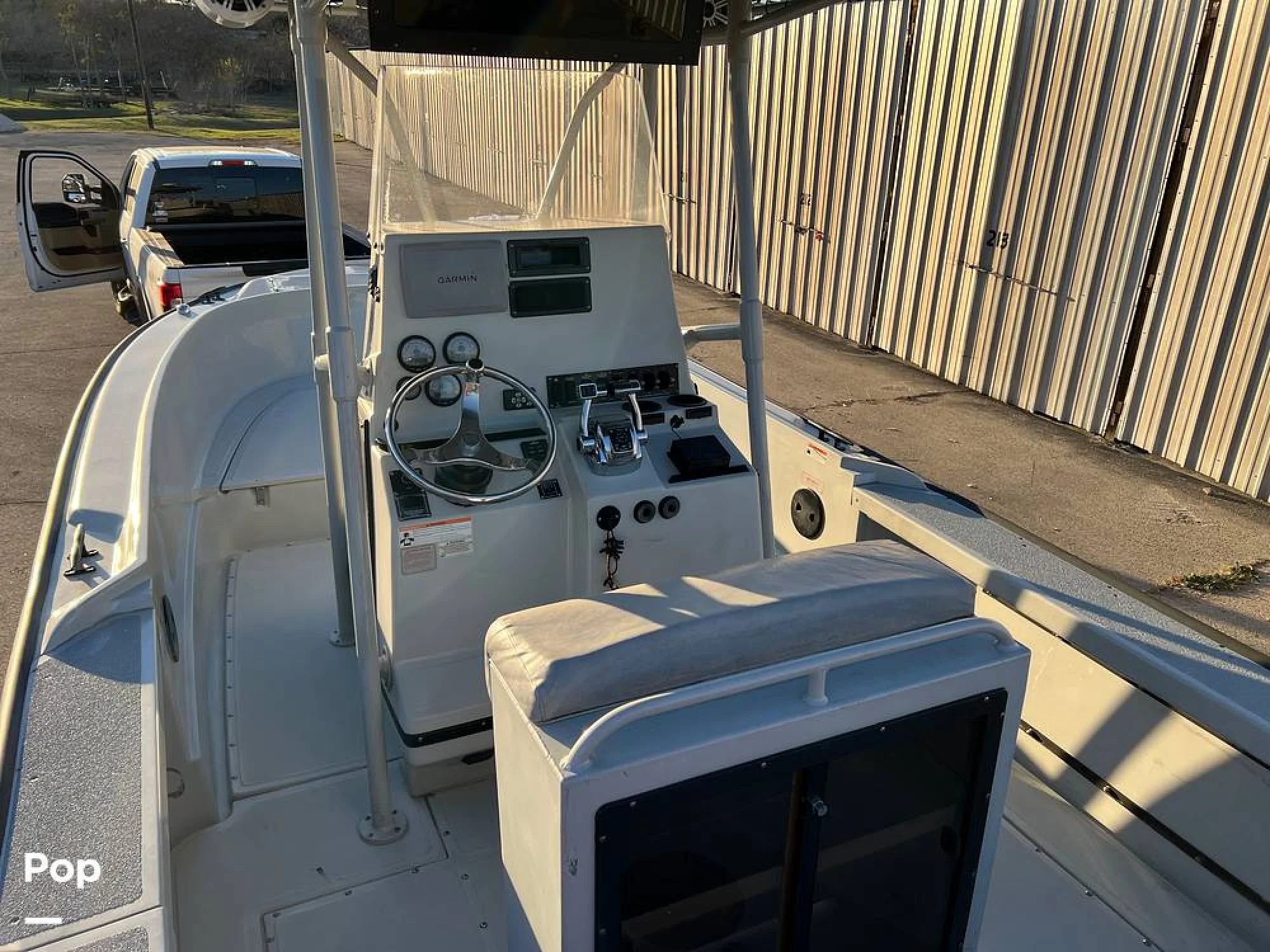 2011 Boston Whaler 240 Justice/Outrage - Image 3