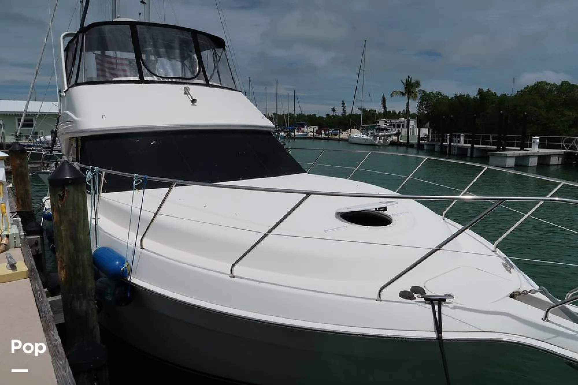 2006 Silverton 34 Convertible - Main Image