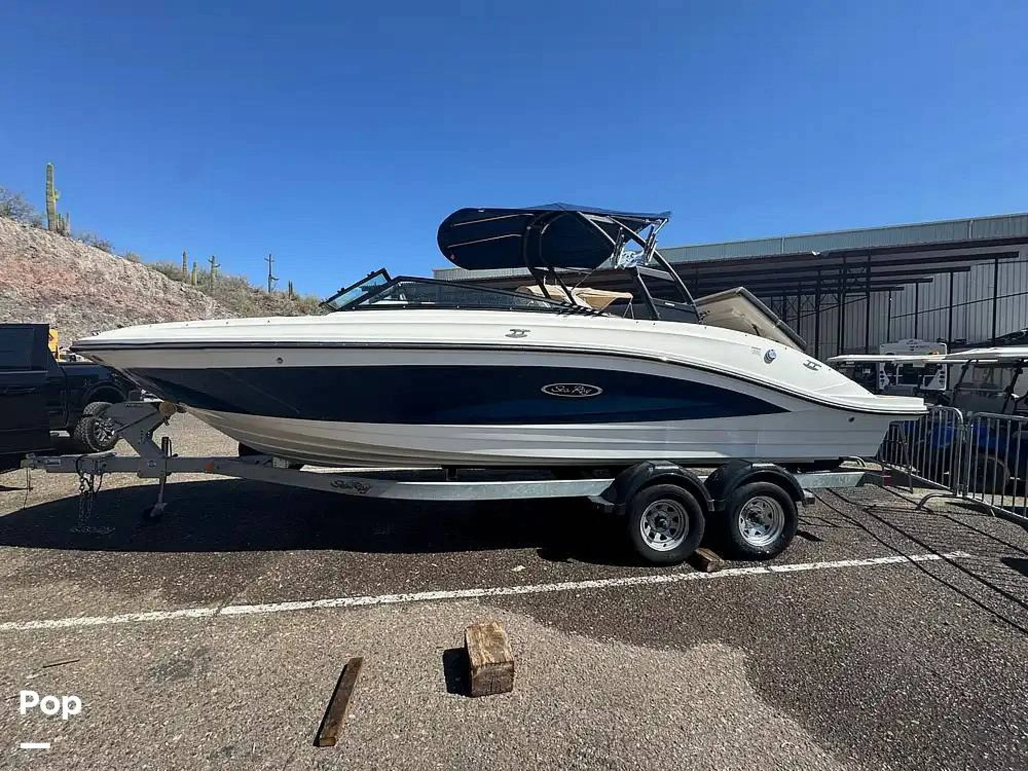 2023 Sea Ray SPX230 - Image 3