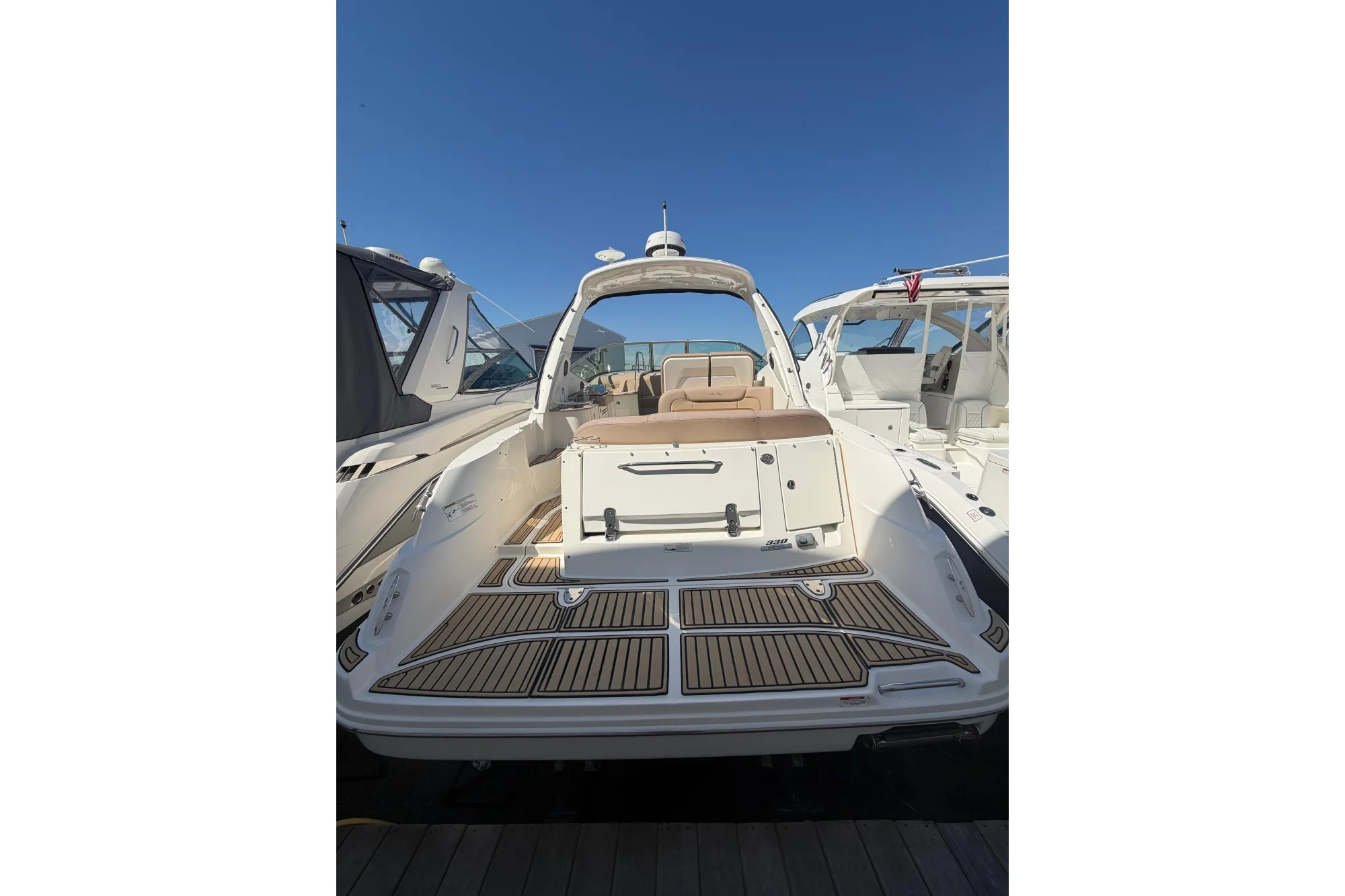 2016 Sea Ray Sundancer 330 - Main Image