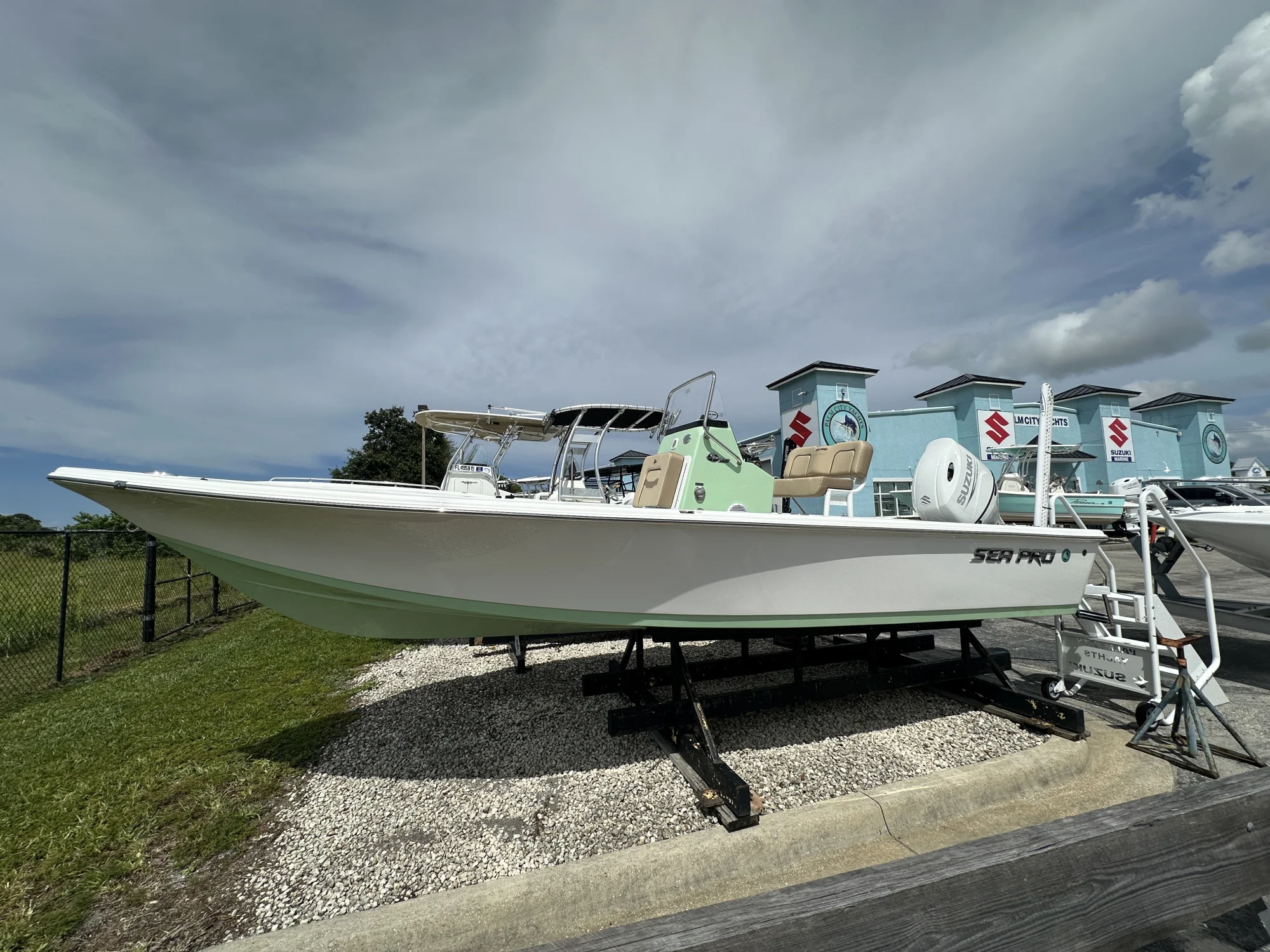 2027 Sea Pro 230 BAY - Main Image