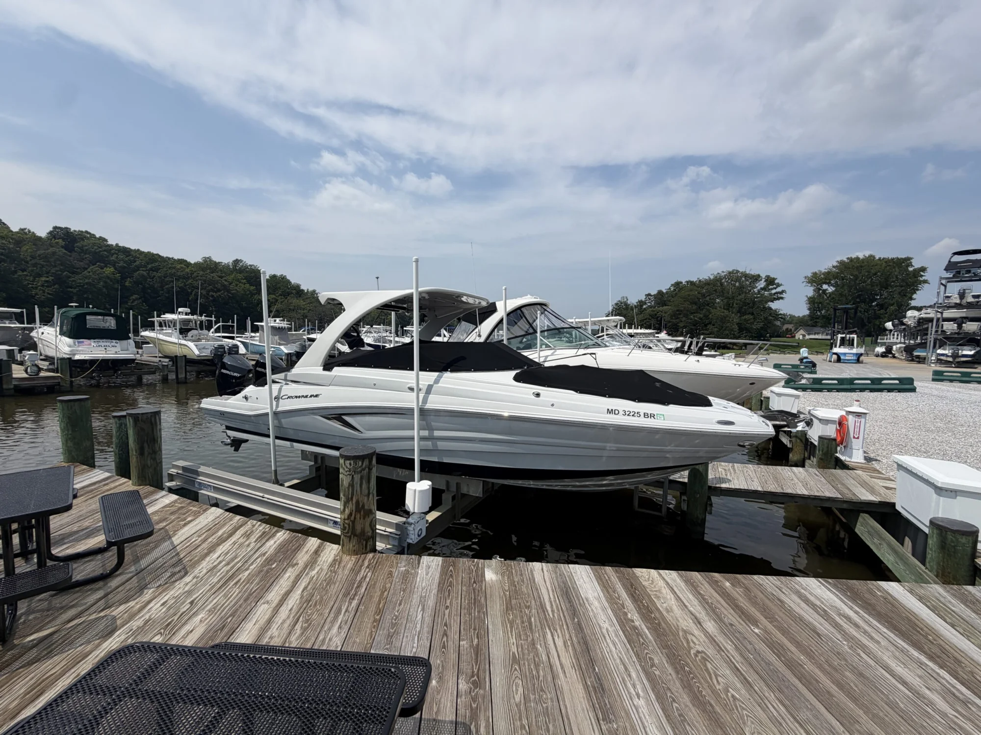 2021 Crownline Eclipse E305 XS - Image 2