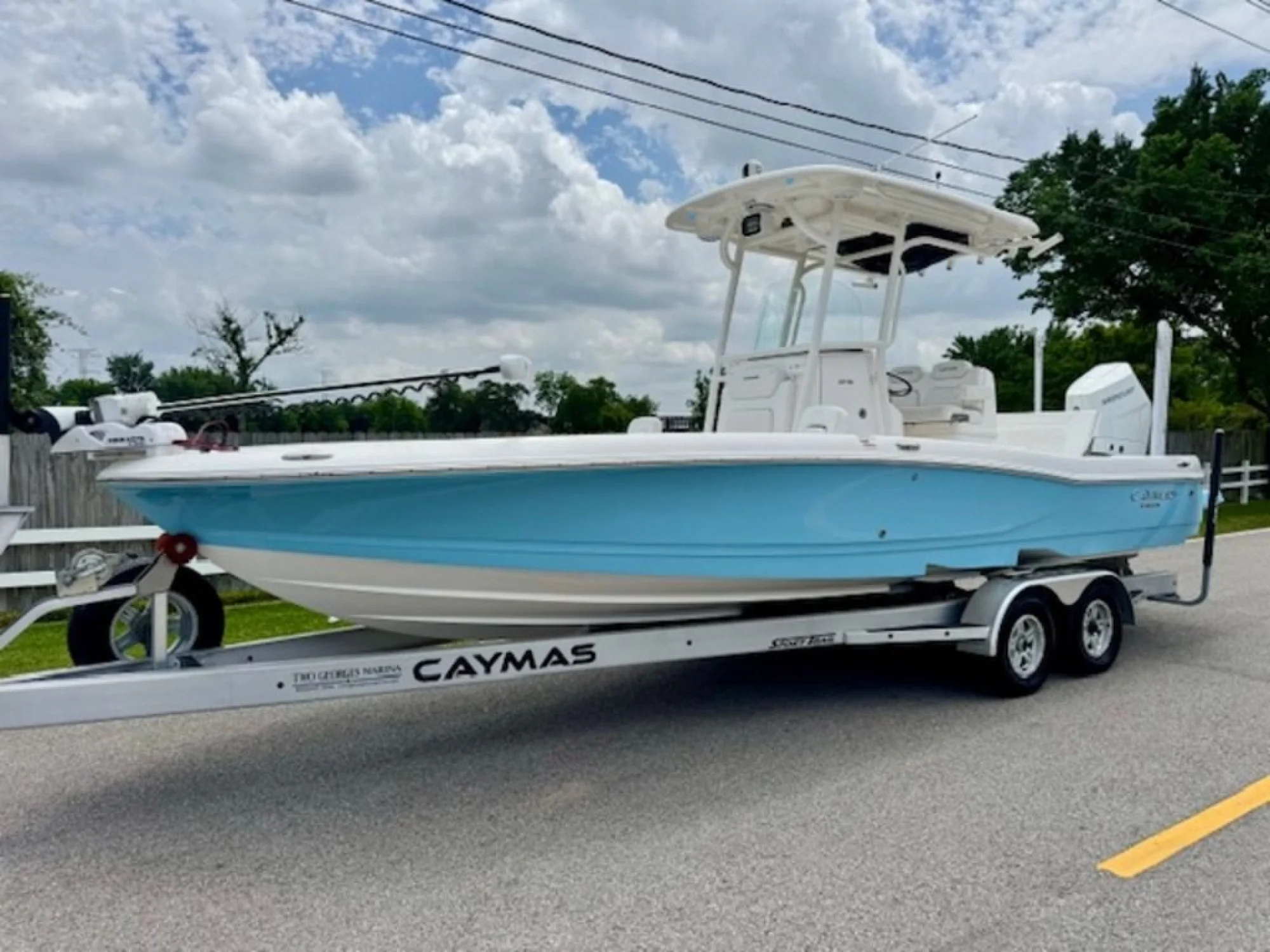 2023 Caymas Boats 26 HB