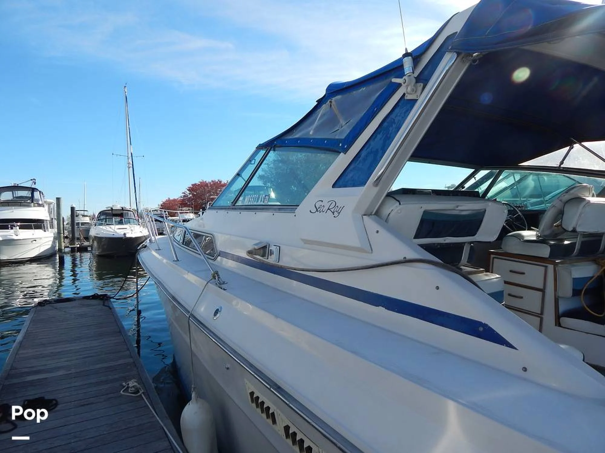 1986 Sea Ray 390 Express Cruiser - Image 5
