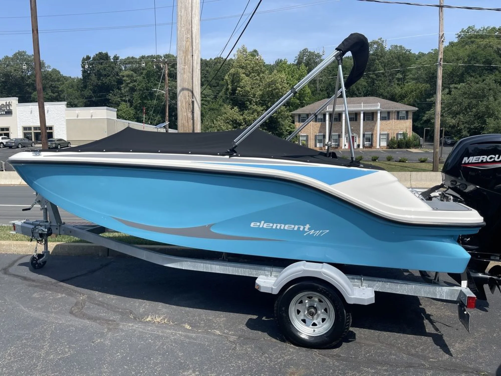 2023 Bayliner Element M17