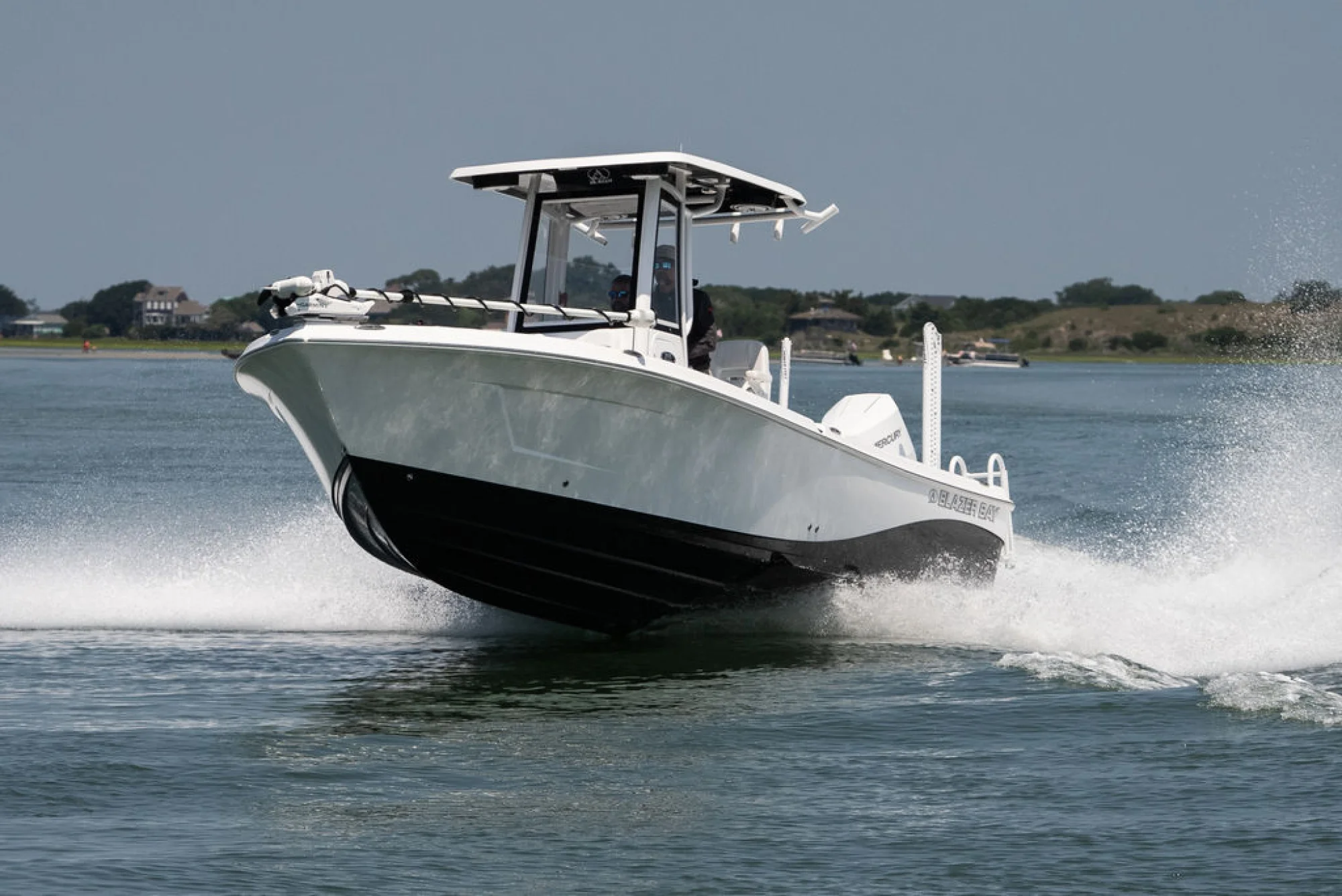 BLAZER BAY 2800 MAKAIRA - Main Image