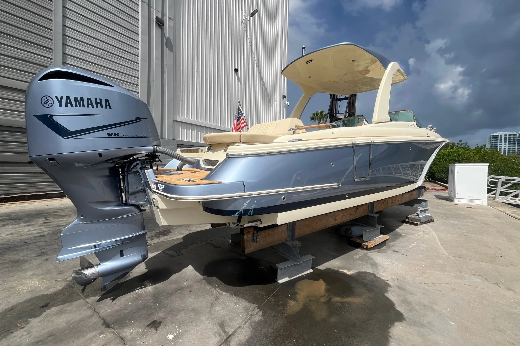 2019 Chris-Craft Launch 28 GT - Image 2