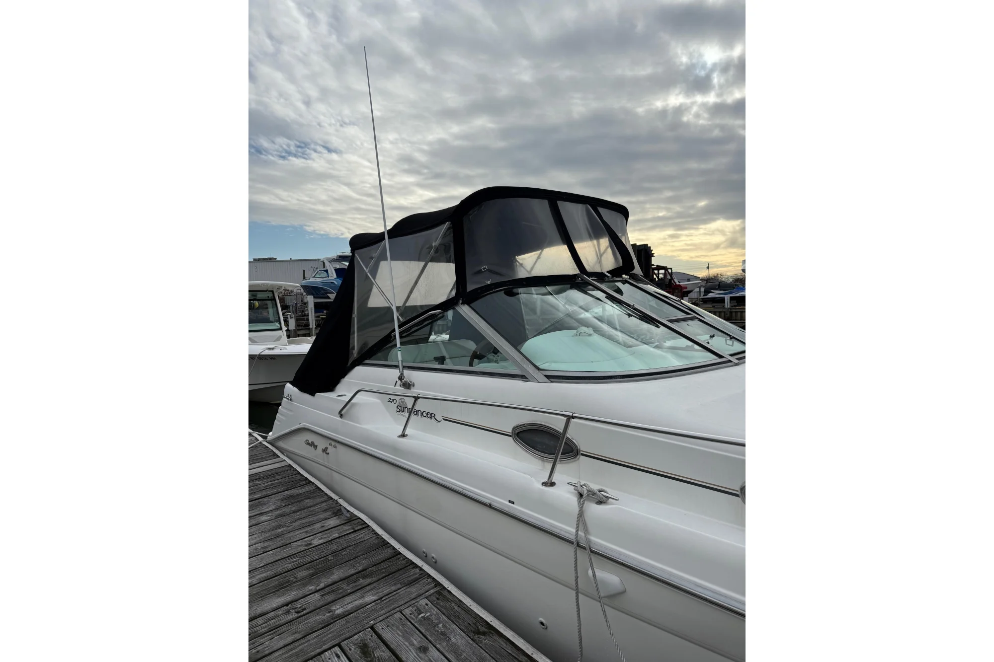 1996 Sea Ray 270 Sundancer - Image 4