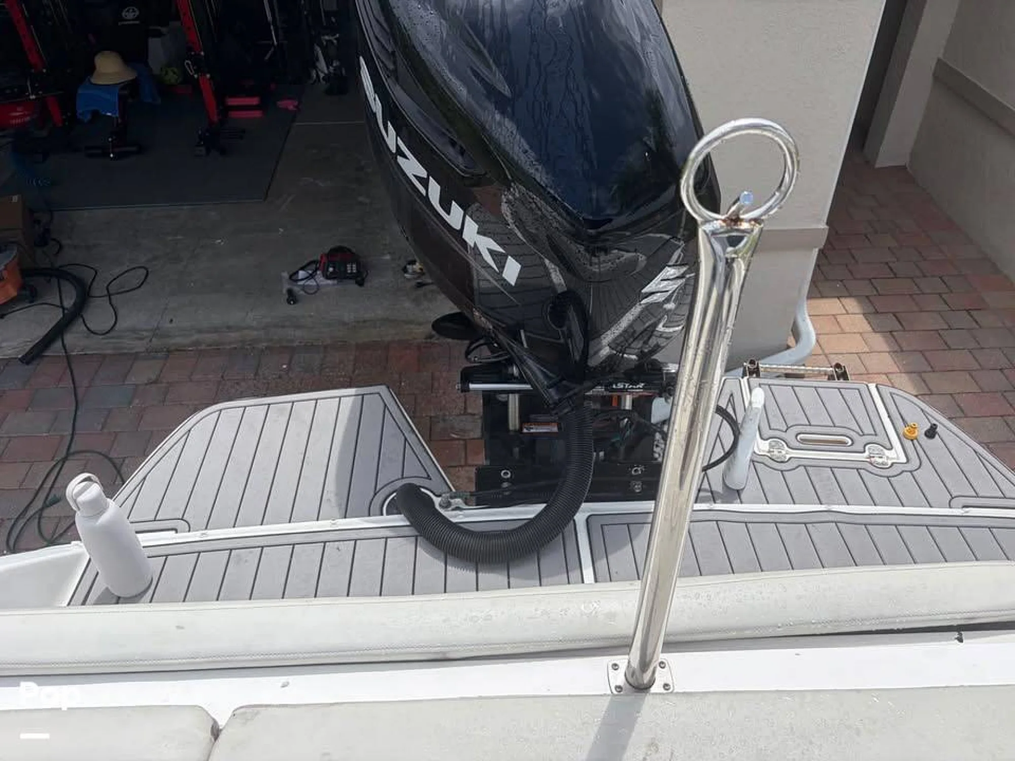 2018 Rinker Q5 - Image 4
