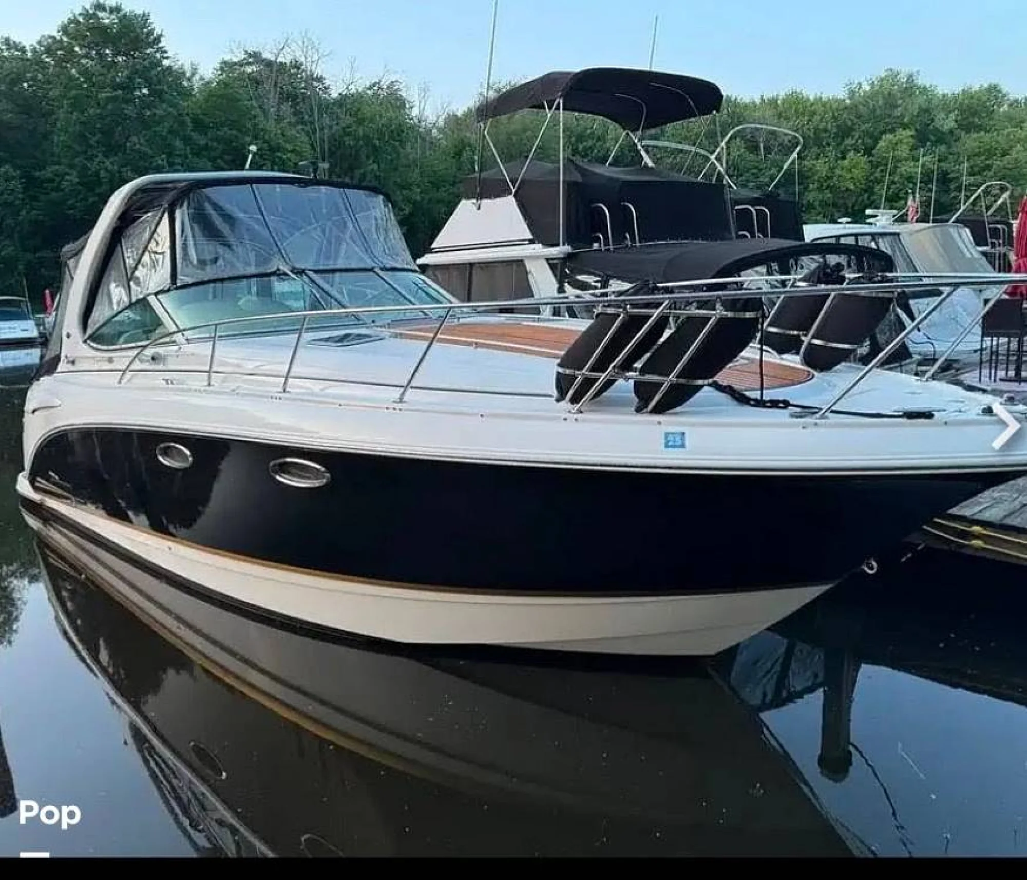 2004 Chaparral 310 Signature - Image 2