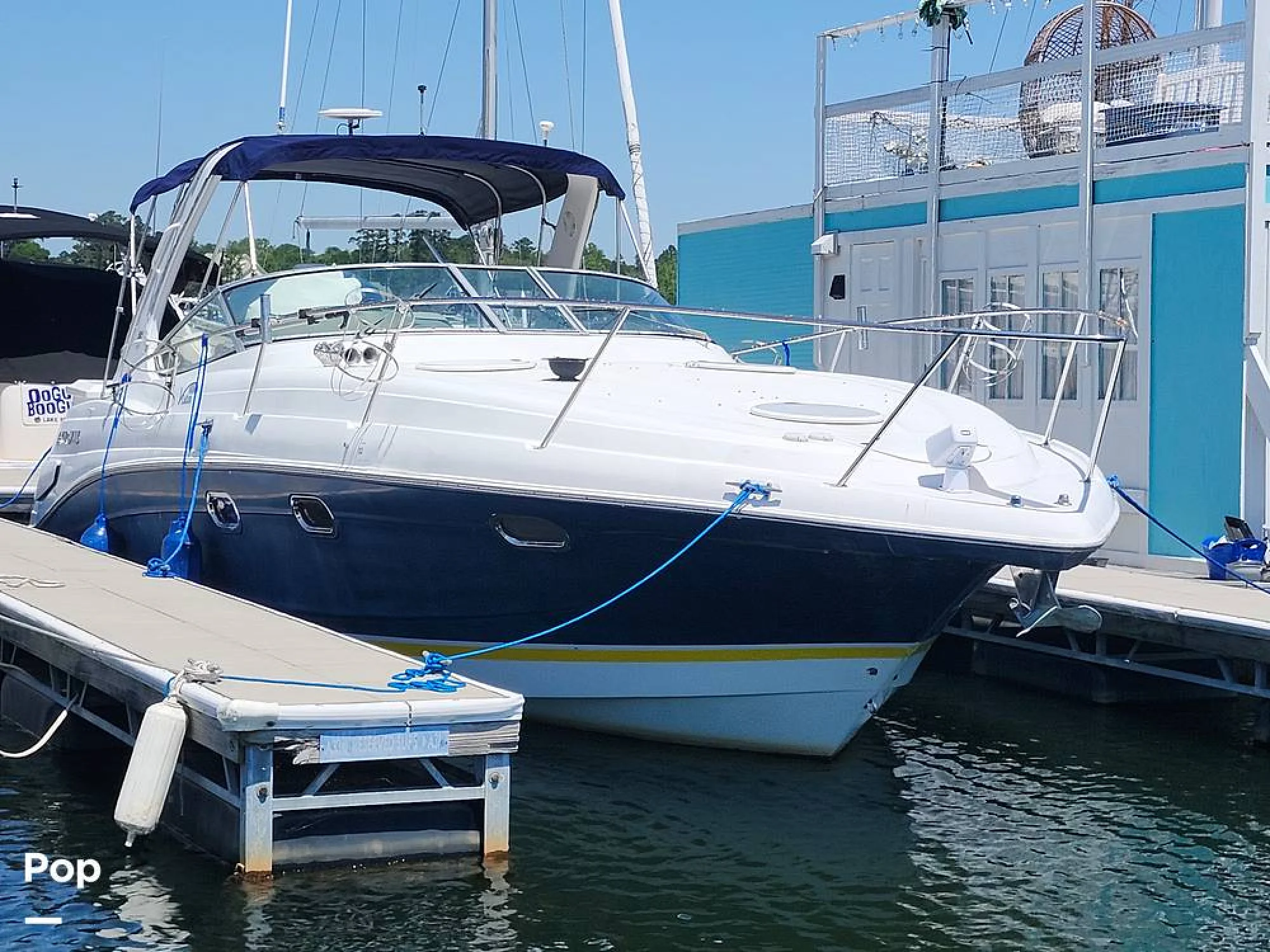 2004 Four Winns Vista 328 - Image 2