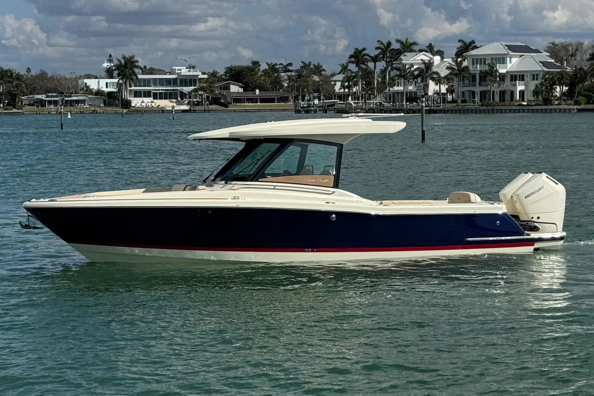 2026 Chris-Craft Calypso 32 - Image 3