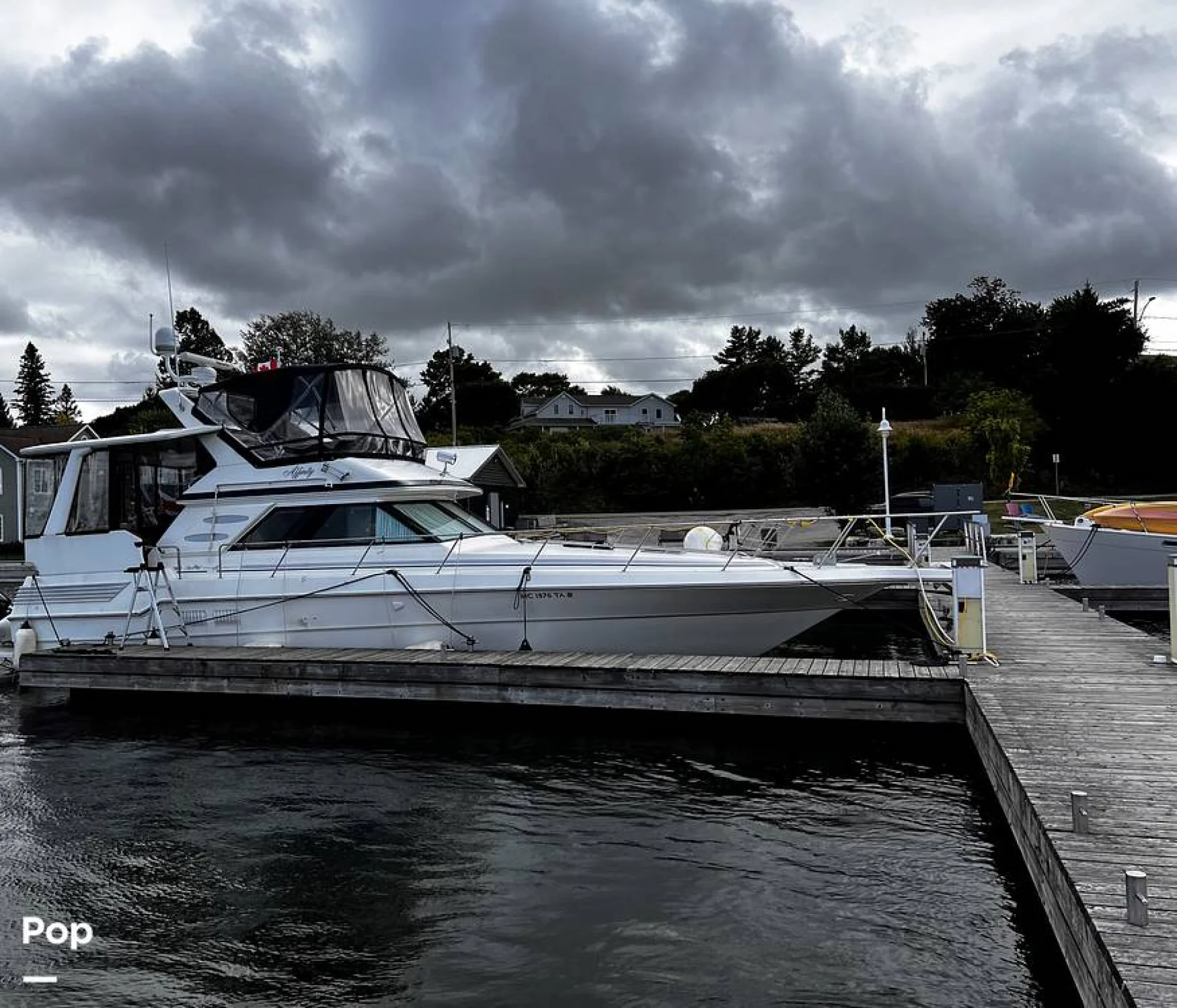 1989 Sea Ray 440 Aft Cabin - Image 4