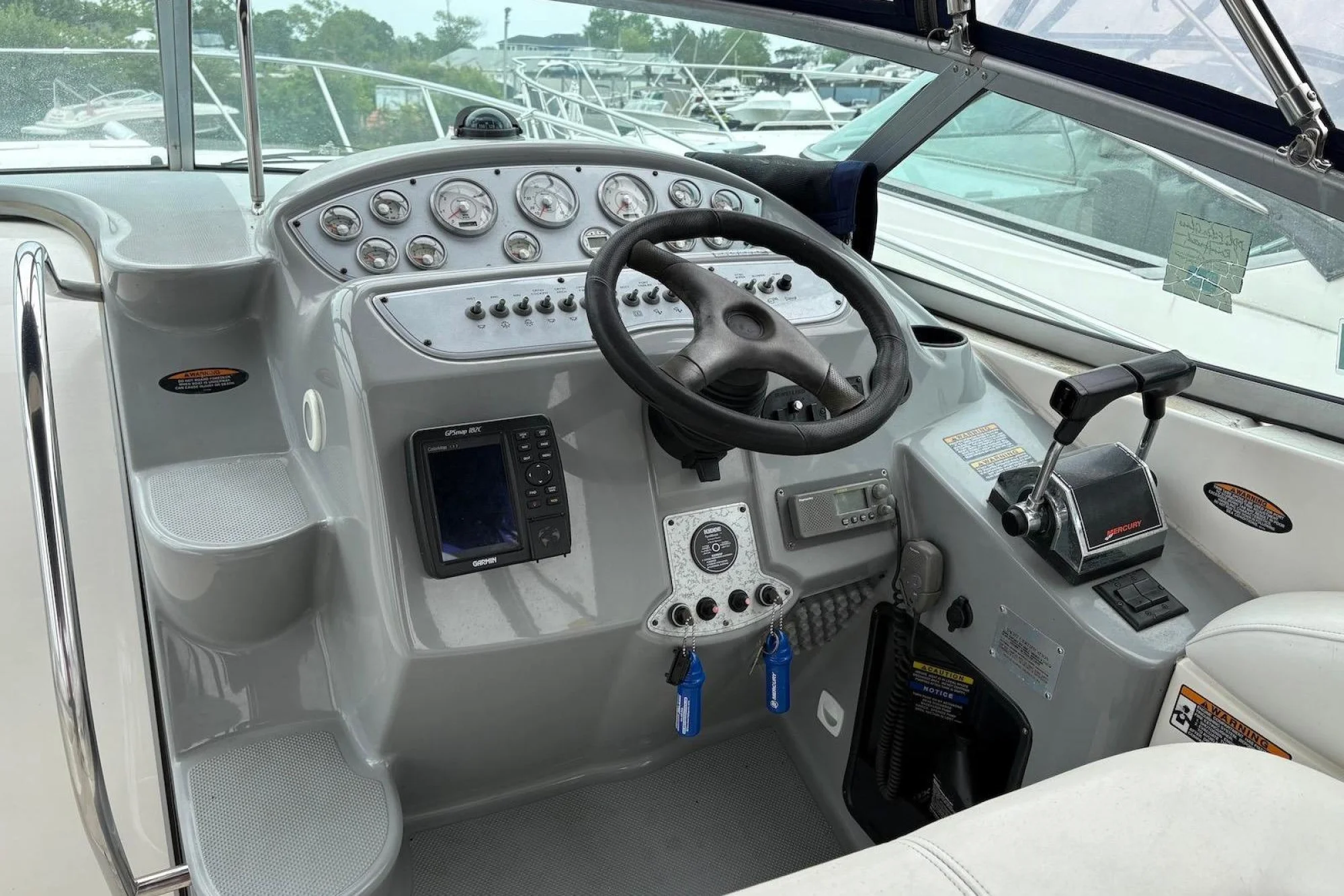2004 Maxum 3100 SE - Image 4