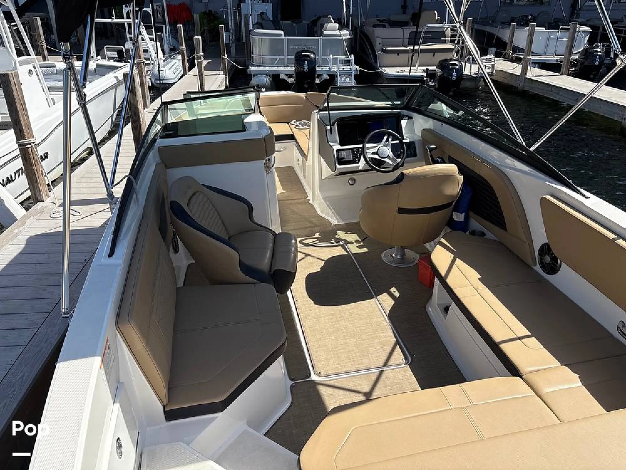 2024 Sea Ray SPX 230 OB - Image 5