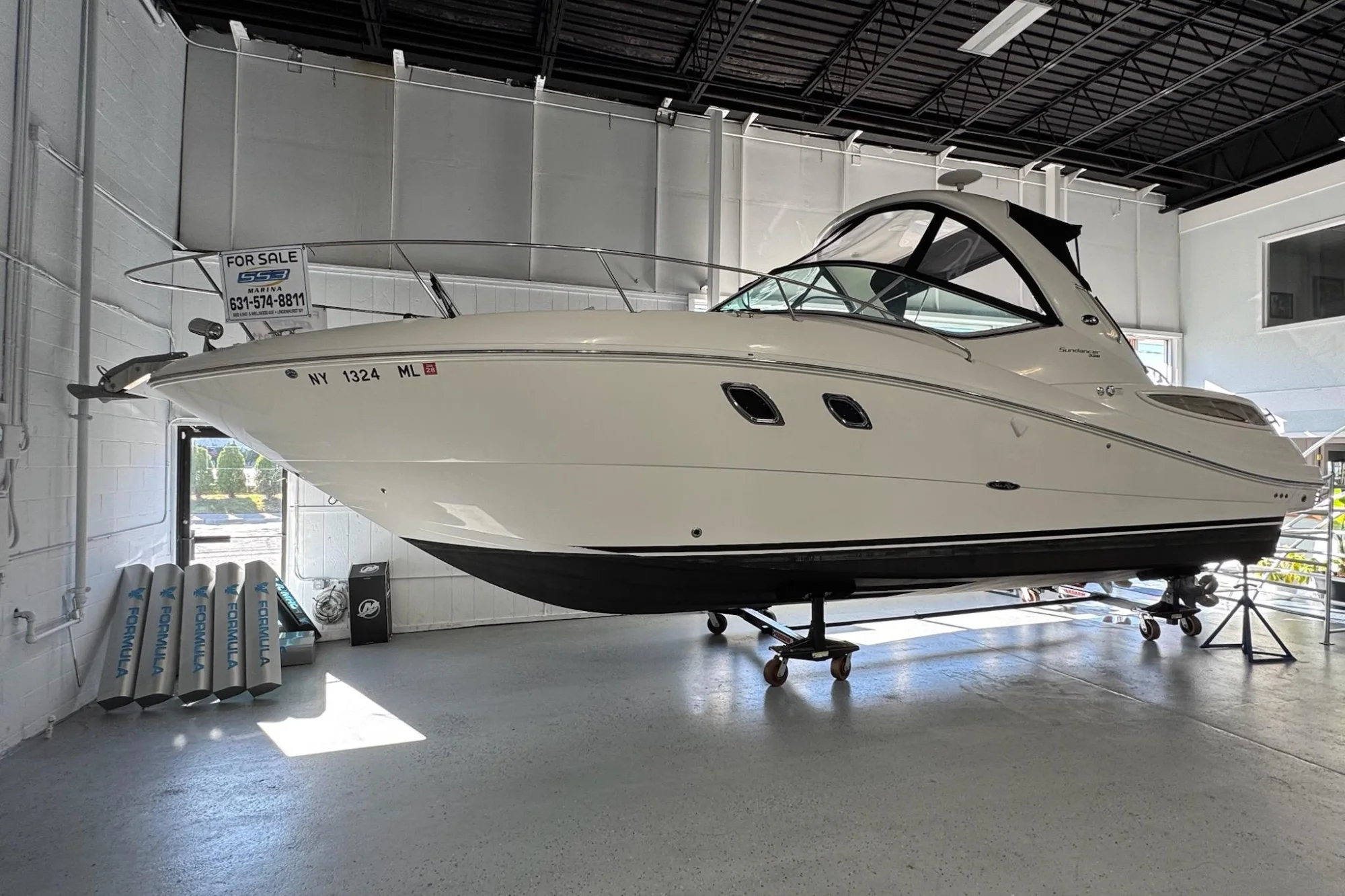 2014 Sea Ray Sundancer 330 - Main Image