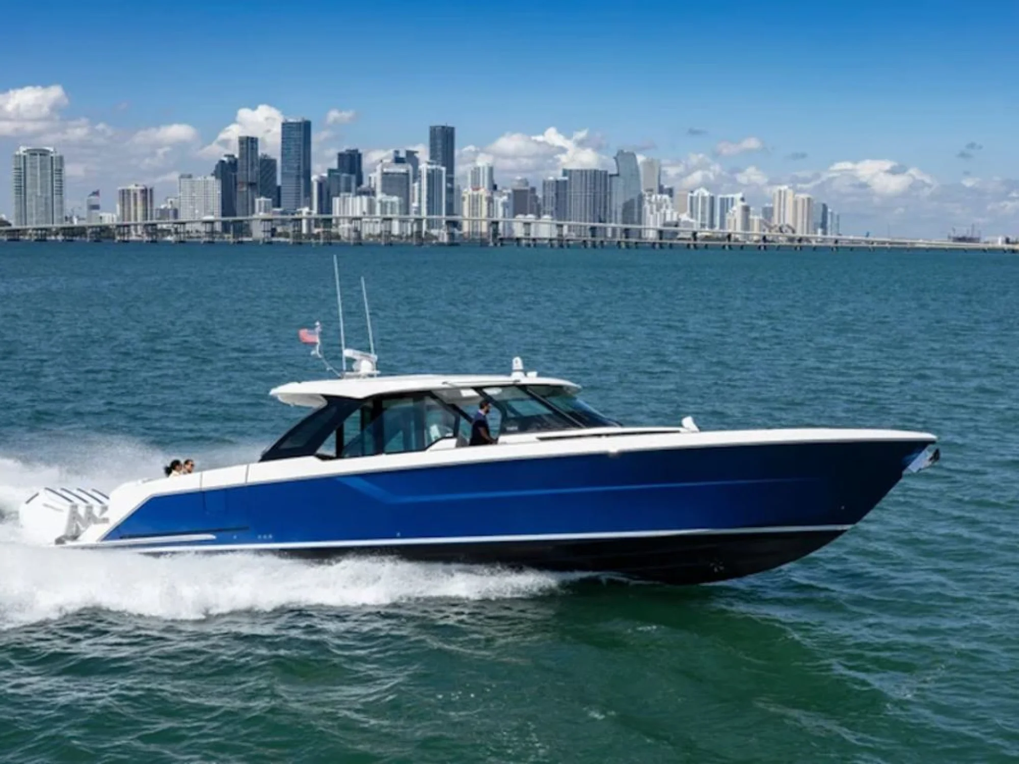 Tiara Yachts 56LS - Image 2
