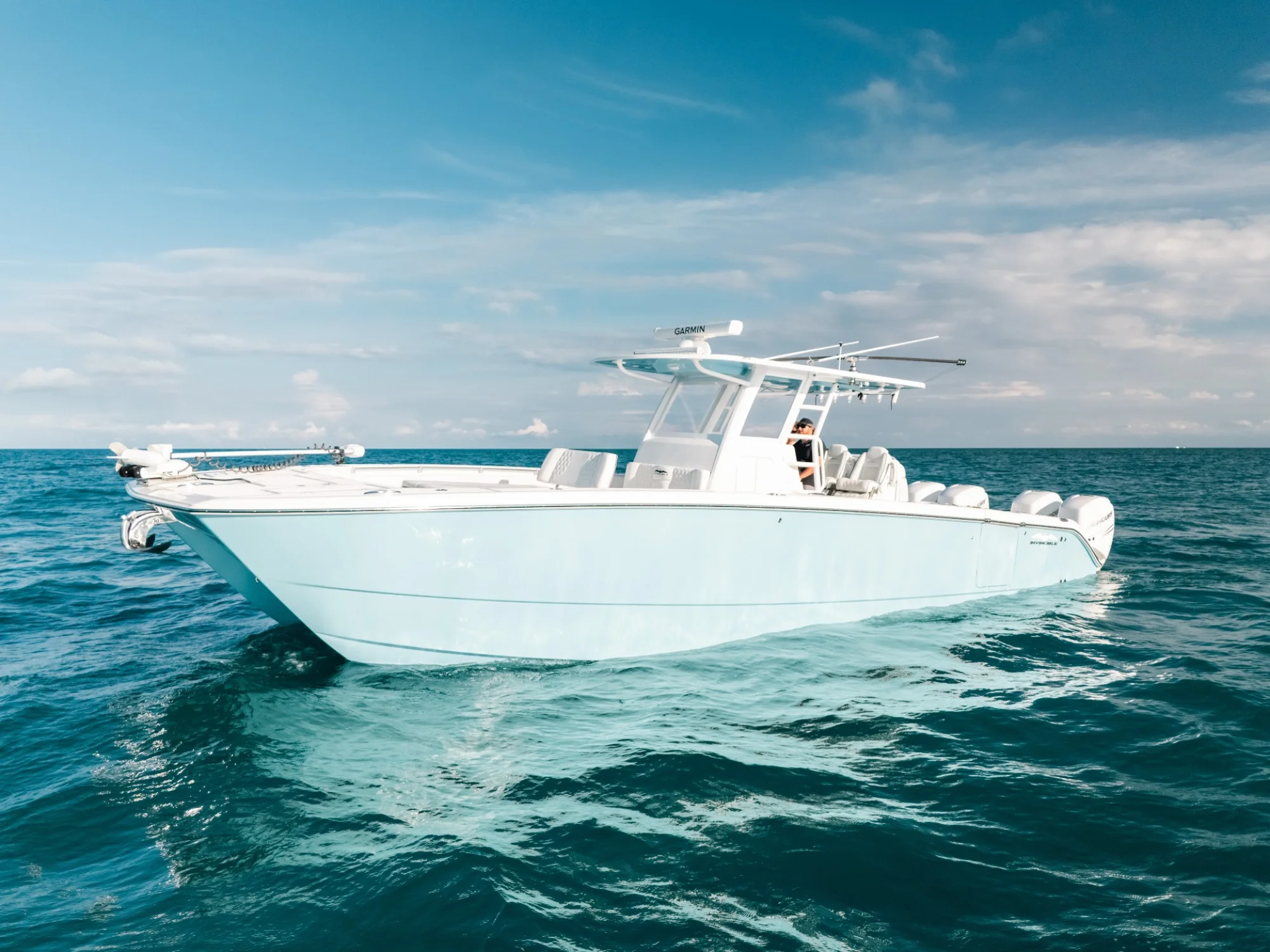 2021 Invincible 37 CAT - Image 3