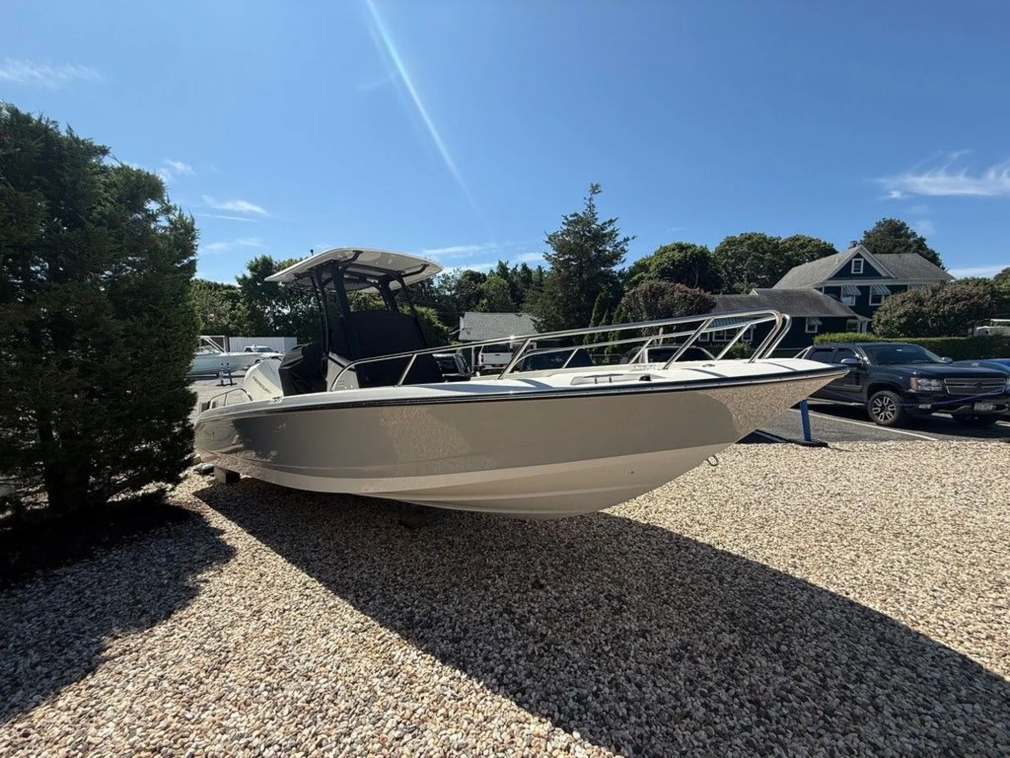 Boston Whaler 250 Dauntless - Image 2