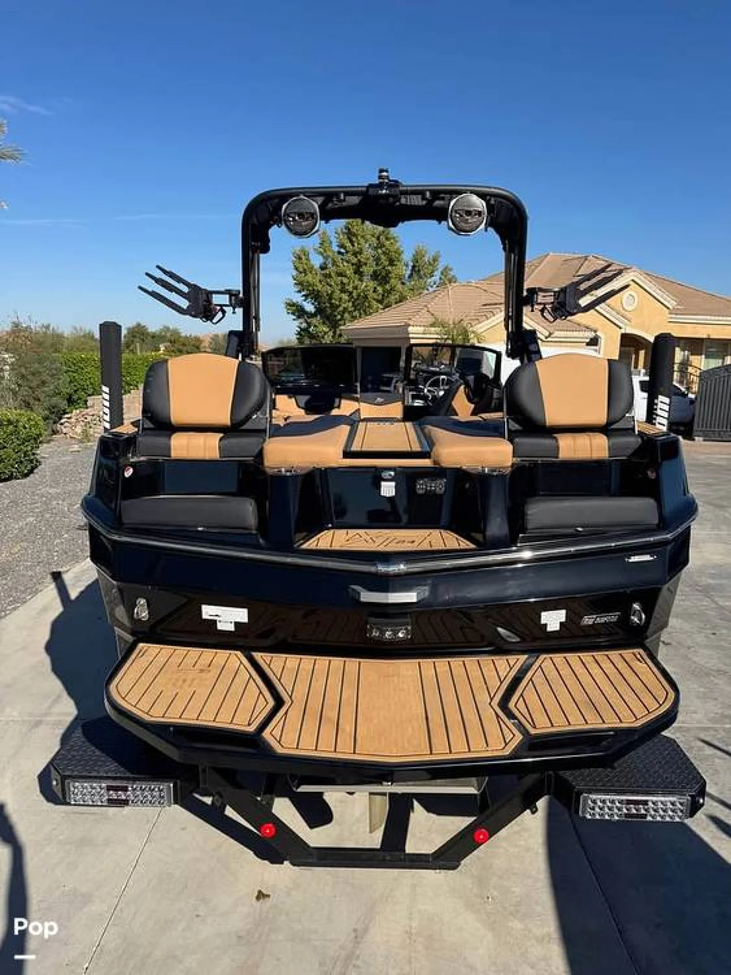 2023 Mastercraft XT24 - Image 3