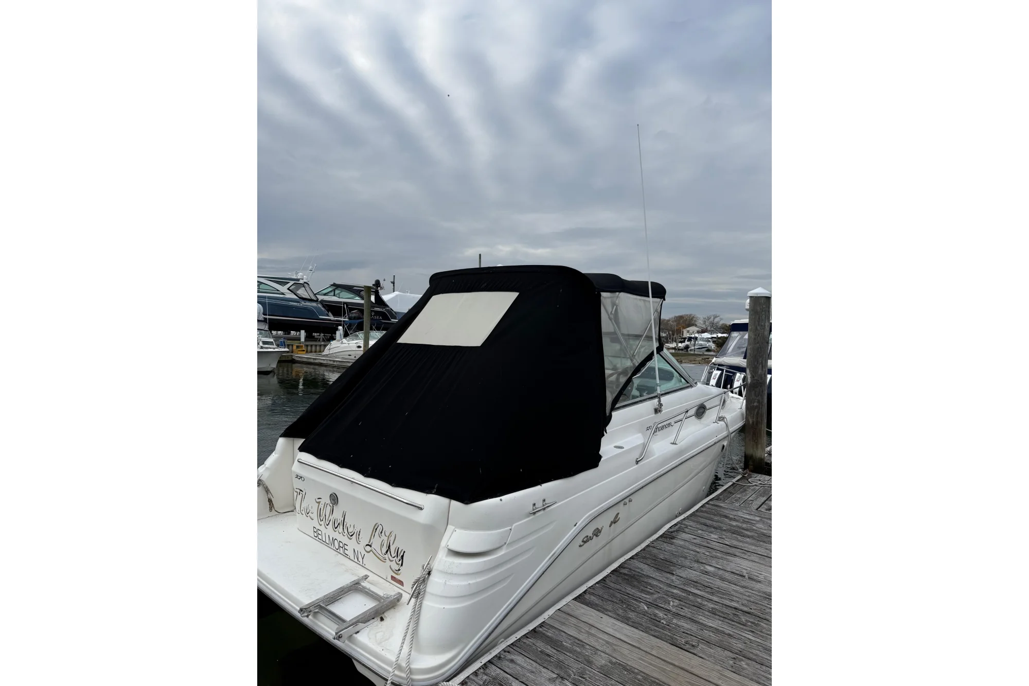 1996 Sea Ray 270 Sundancer - Image 3