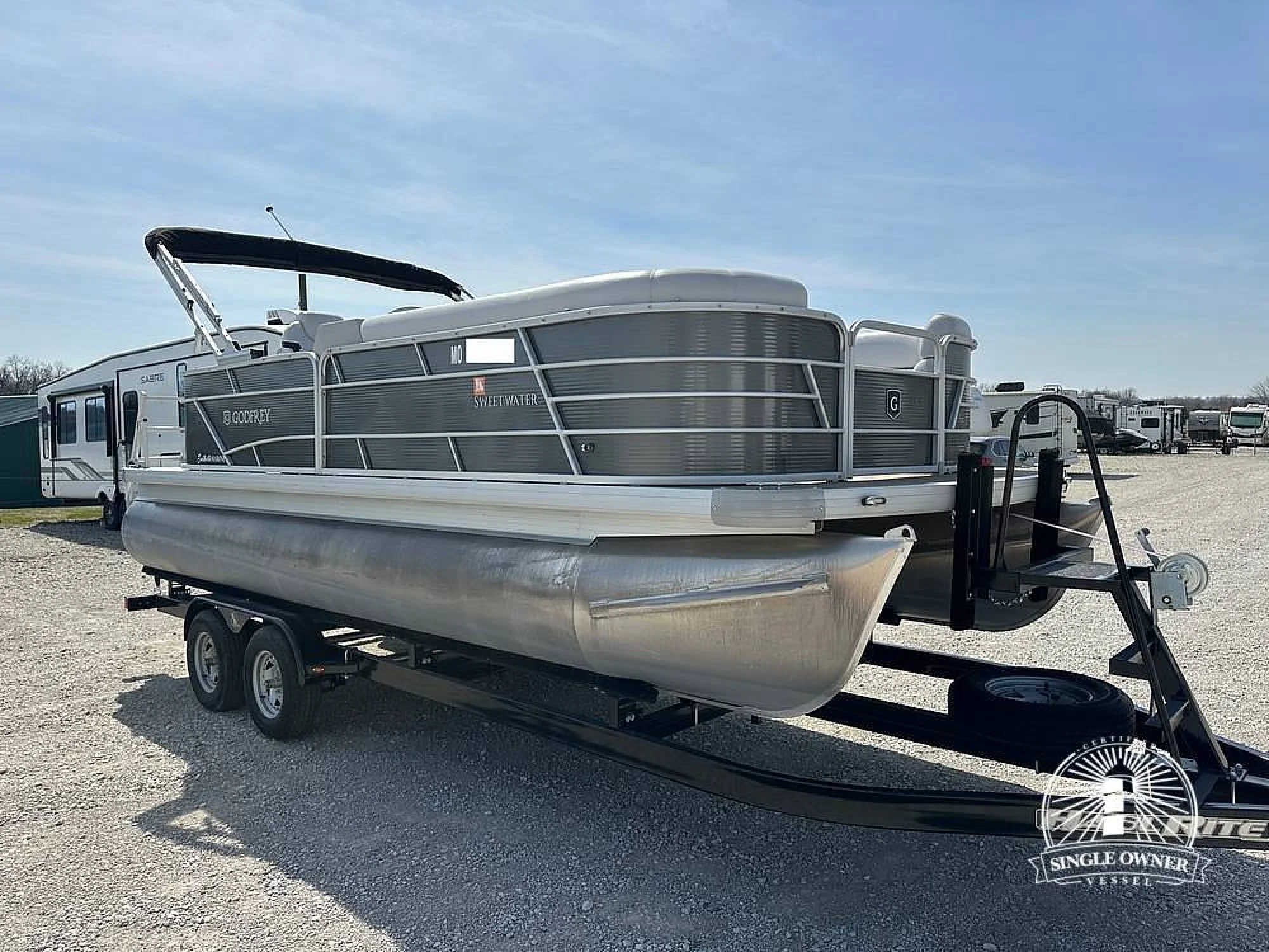 2023 Godfrey Pontoon Sweetwater 2186C - Main Image