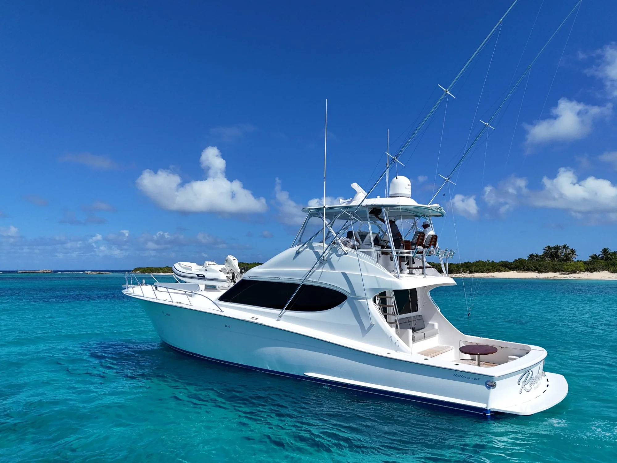 HATTERAS GT 60 CONVERTIBLE - Image 4