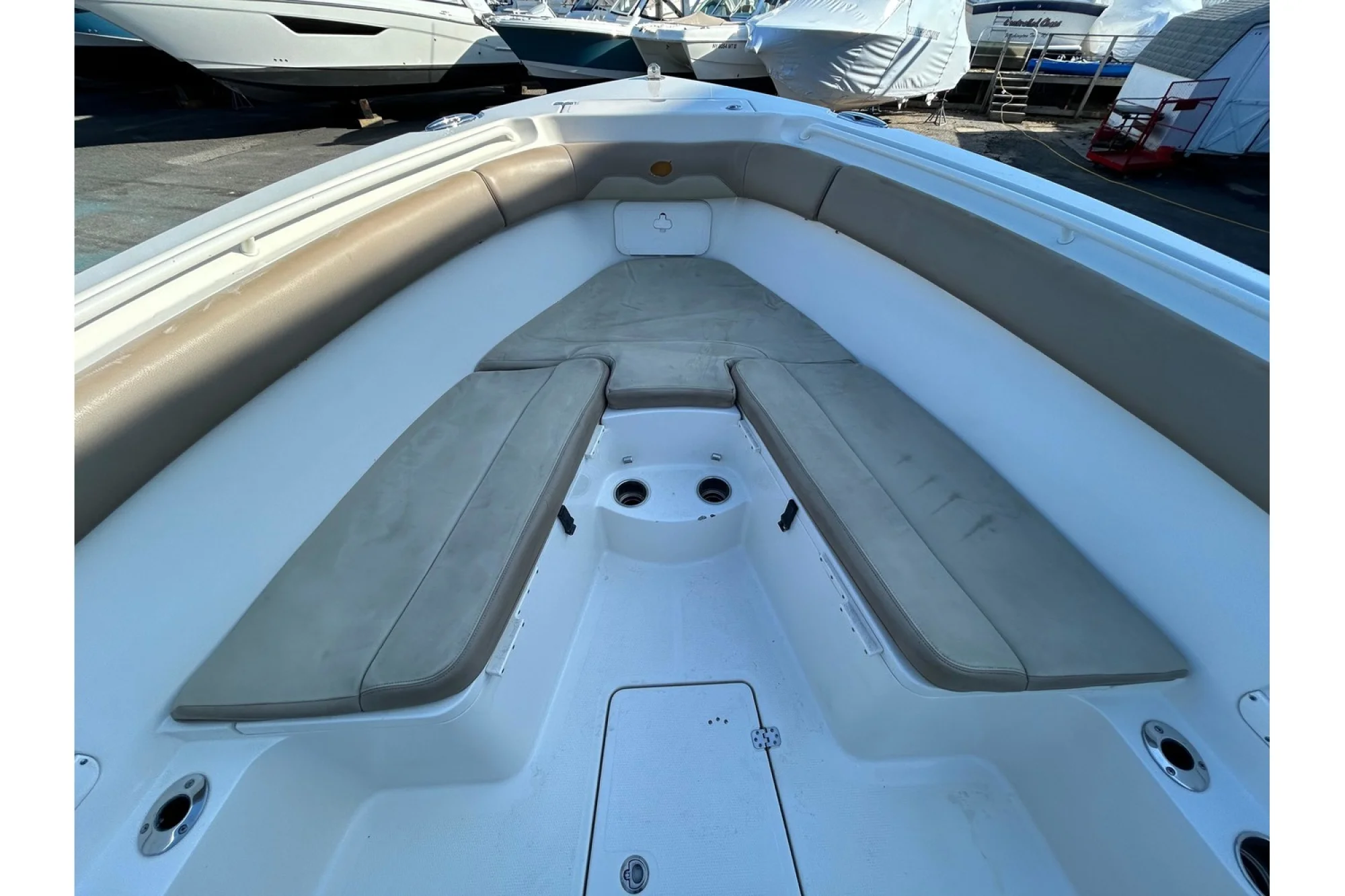 2018 Sailfish 290CC - Image 3