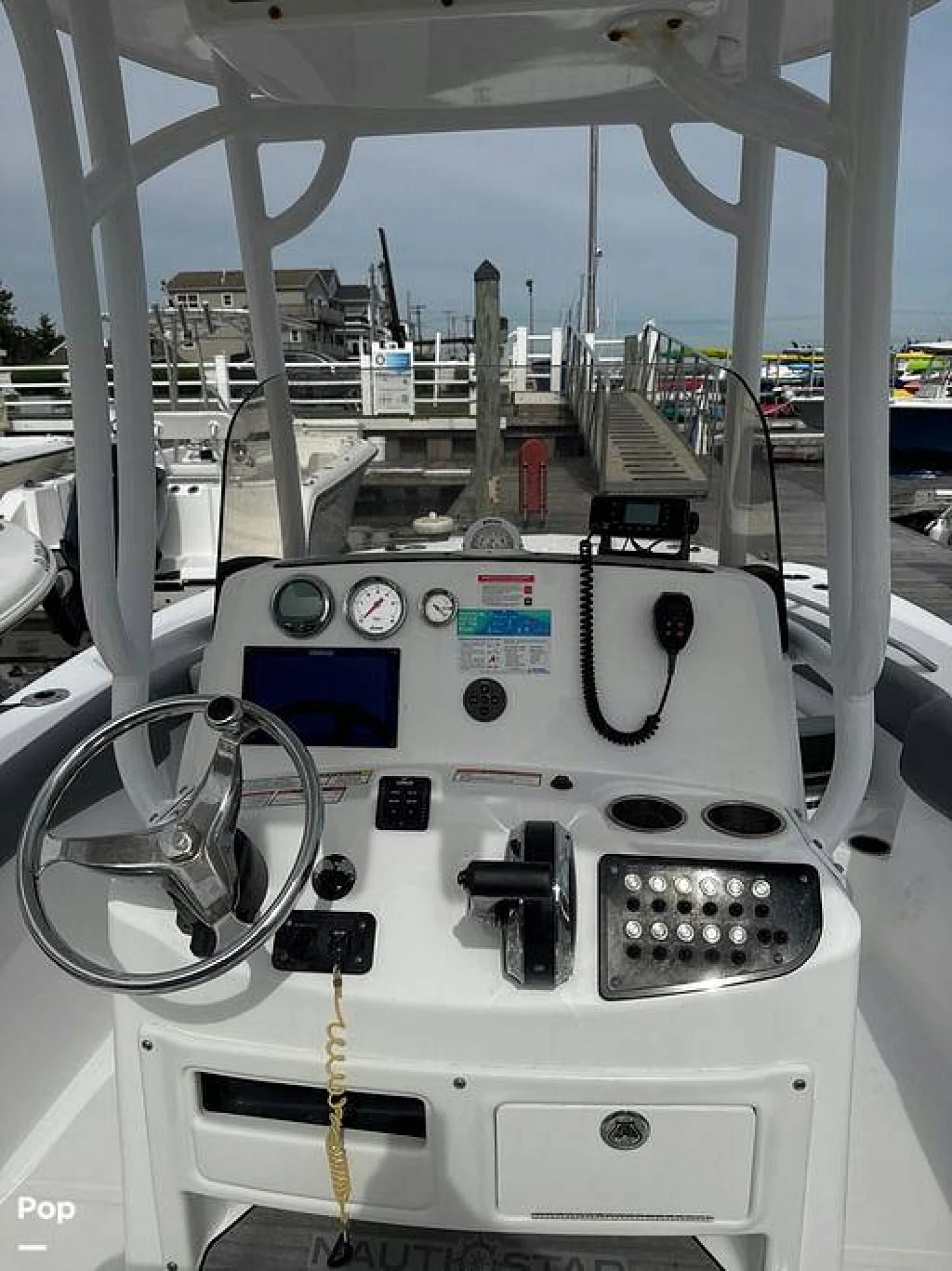 2024 NauticStar 22 L - Image 2