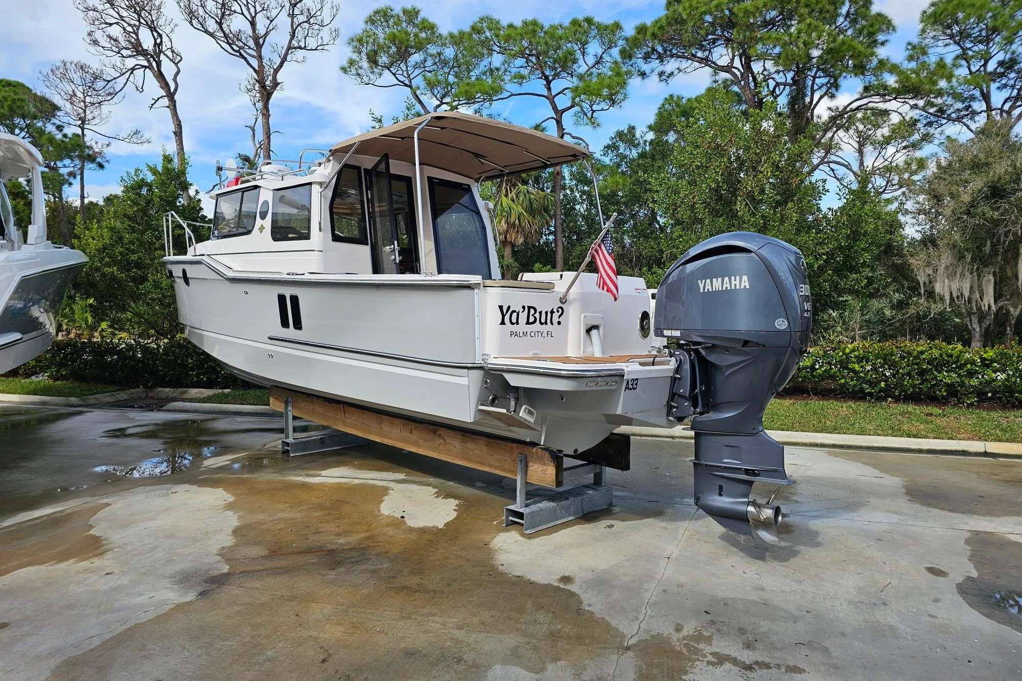 2025 Ranger Tugs R-27 - Image 2