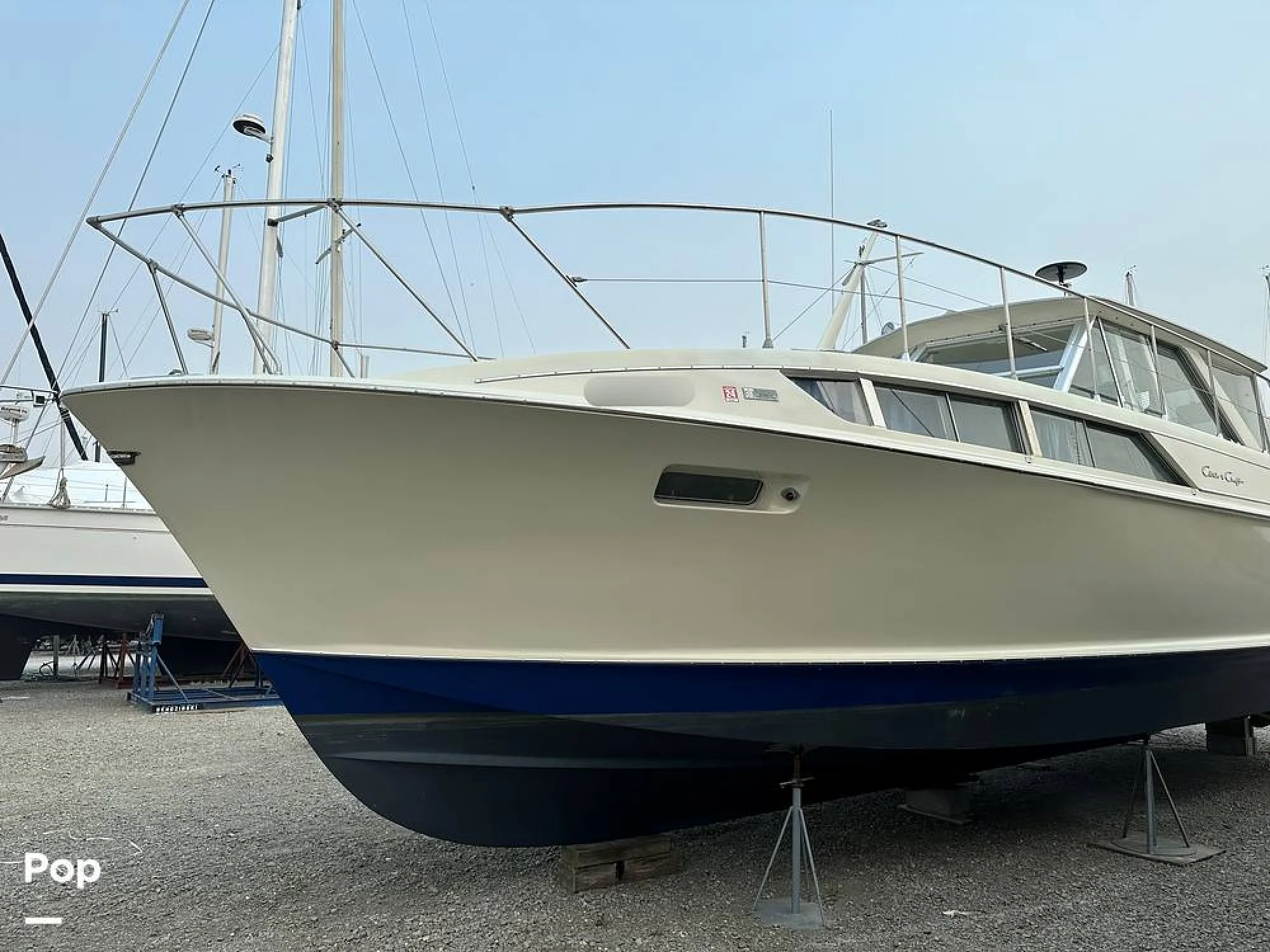 1970 Chris-Craft Commander 38 - Image 5