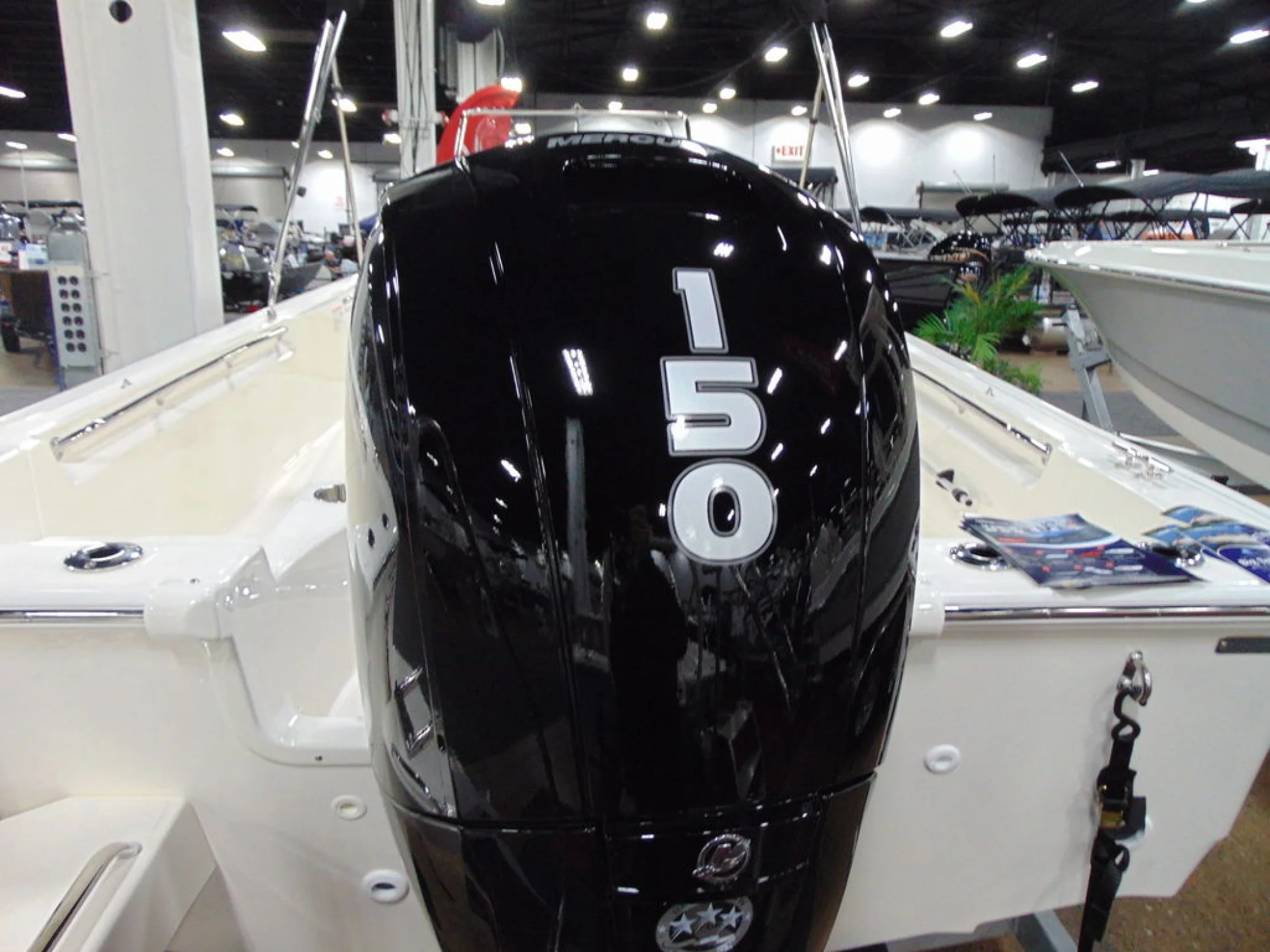 Boston Whaler 190 Montauk - Image 4