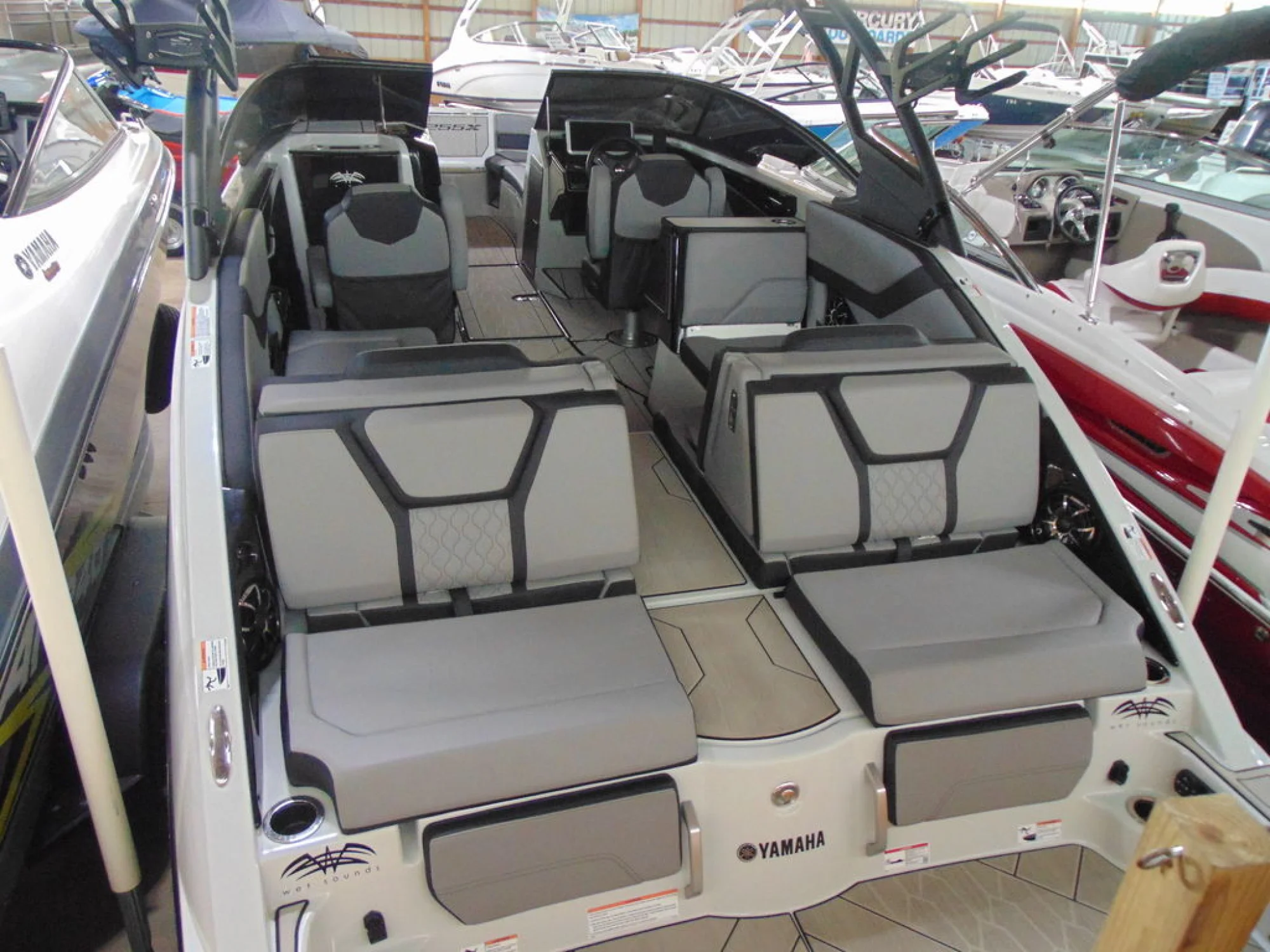 Yamaha Marine 255XD - Image 3