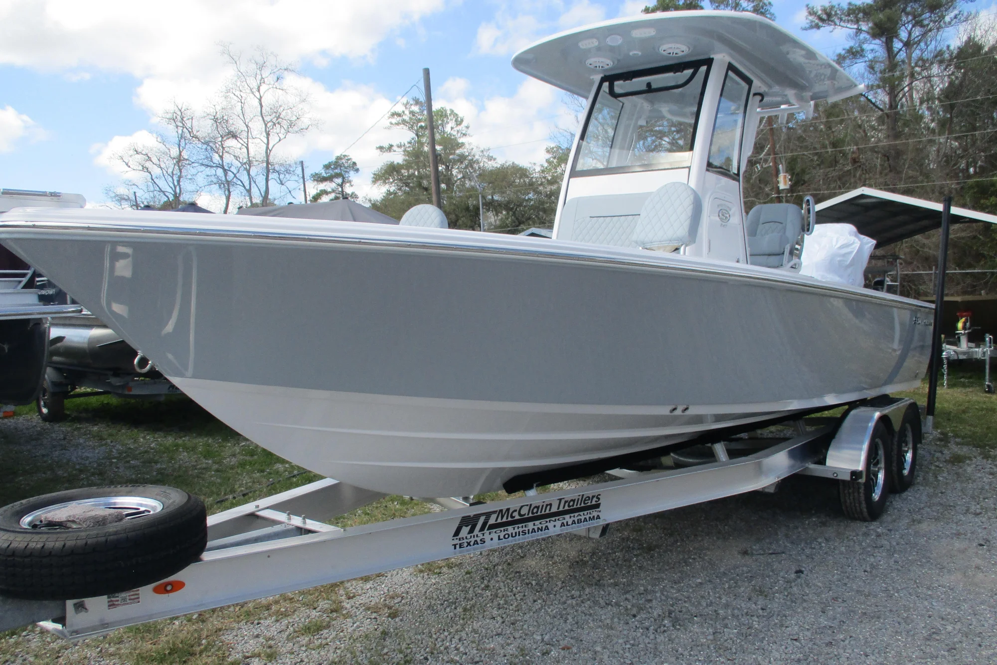 2026 Sportsman Masters 247 Bay Boat - Image 4