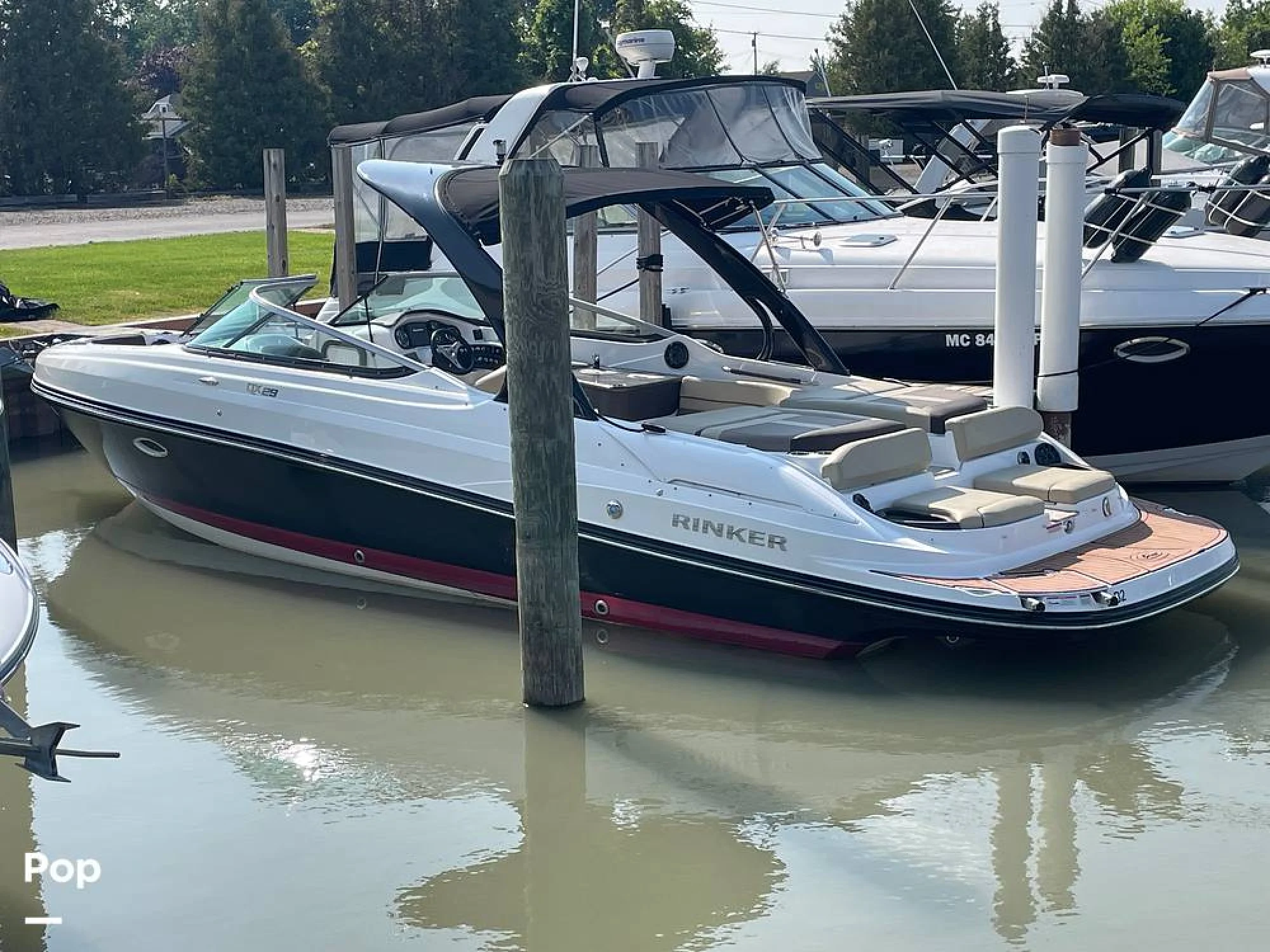 2017 Rinker 29QX - Image 2